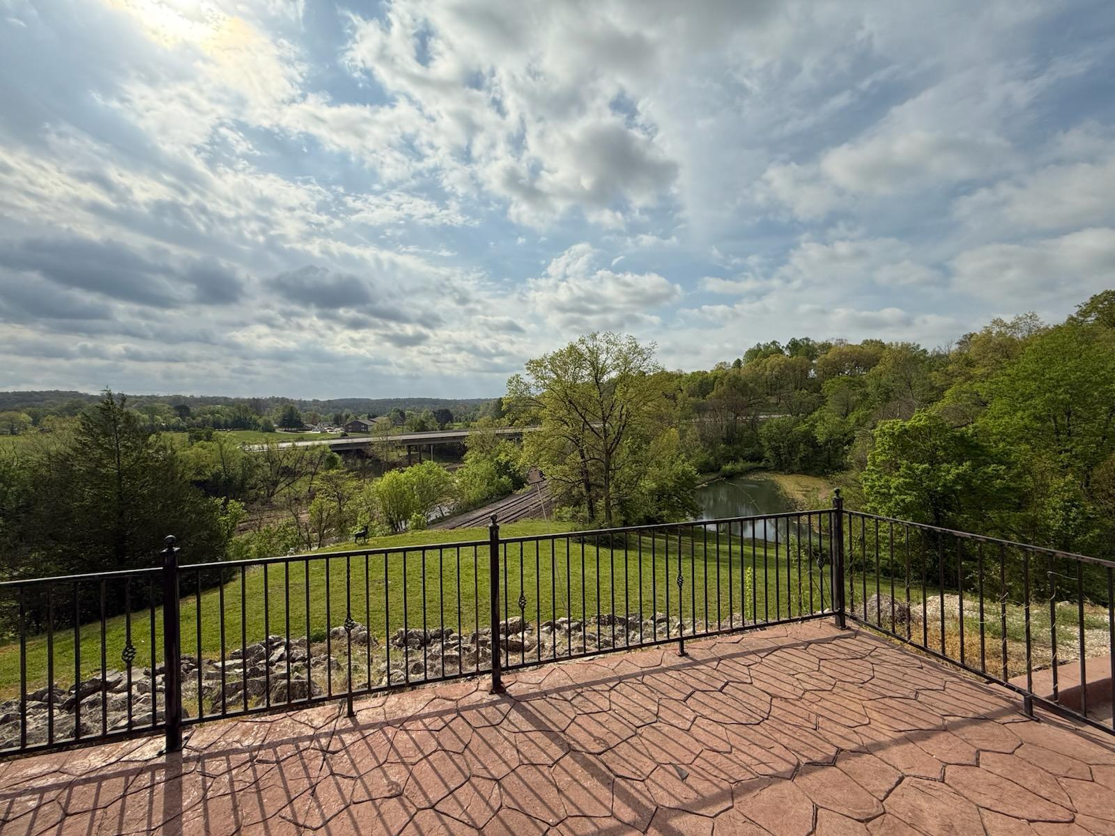 Photo 9 - Residential for sale – 101  Cave Creek Road  Thayer, MO
