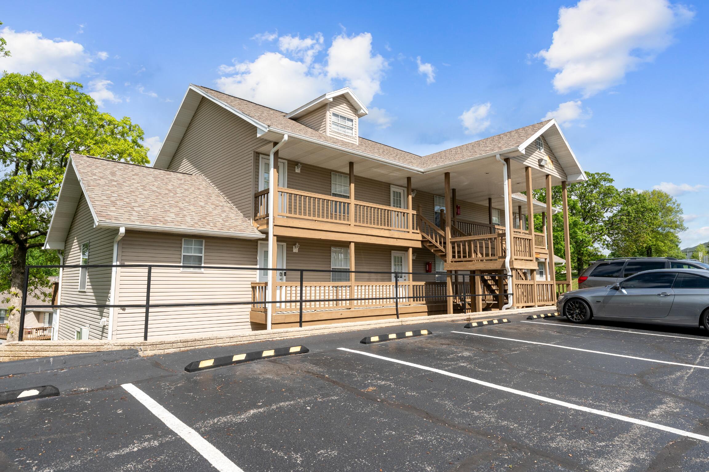 Photo 5 - Residential for sale – 9  Scenic Court  Branson, MO