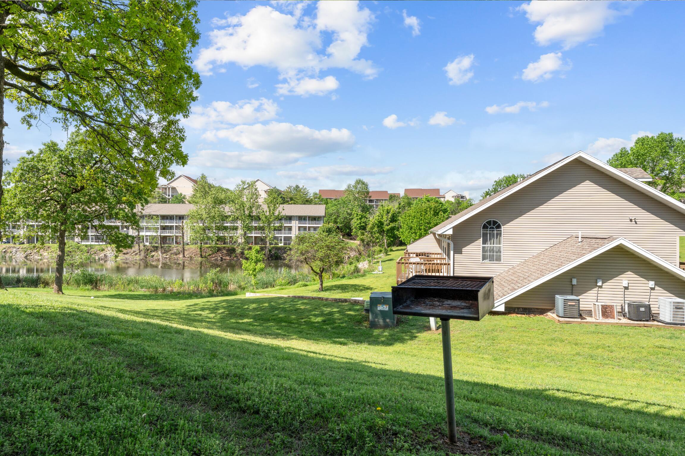 Photo 2 - Residential for sale – 9  Scenic Court  Branson, MO
