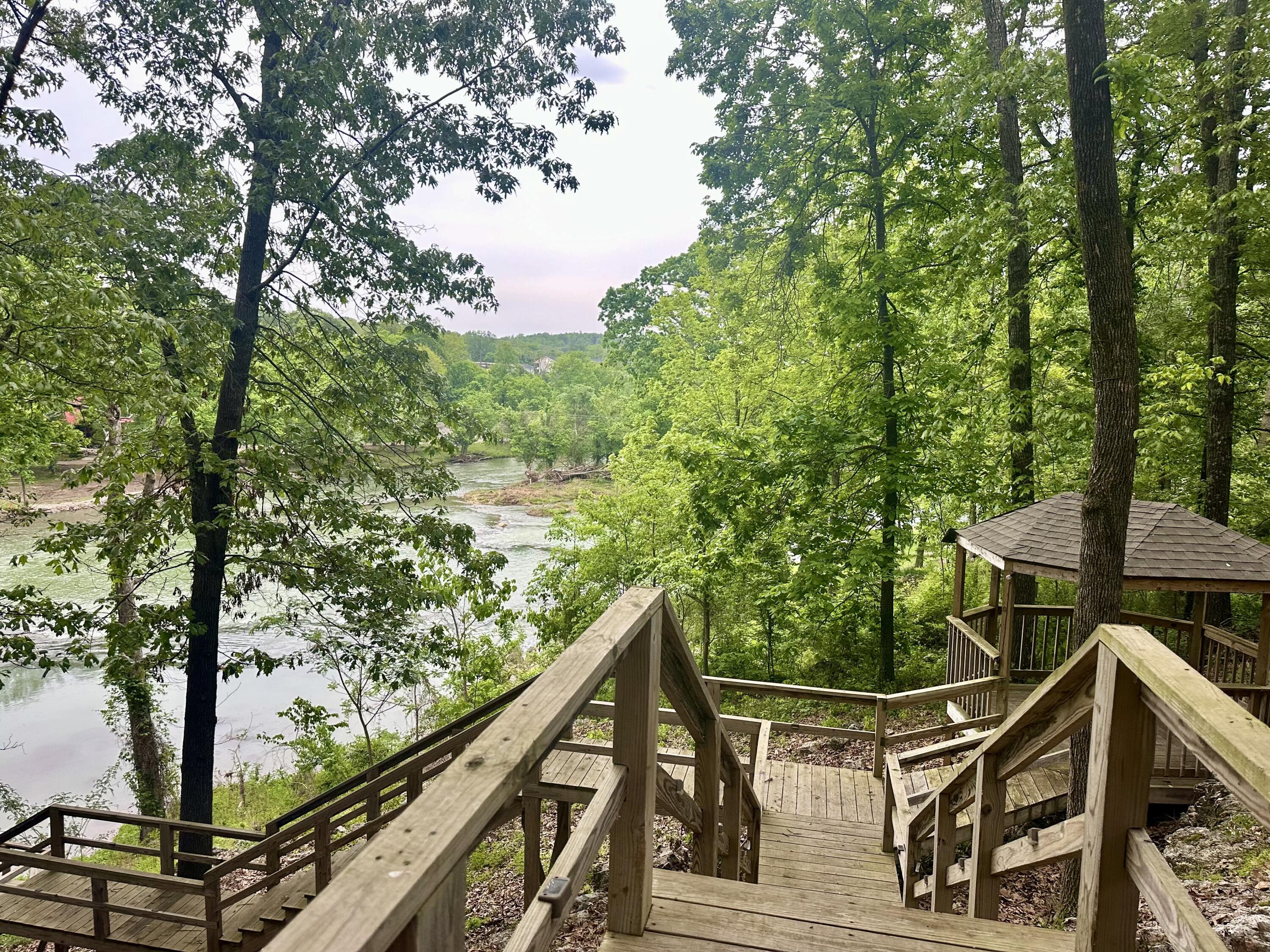 Photo 3 - Residential for sale – 136  Riverview Drive  Mammoth Spring, AR