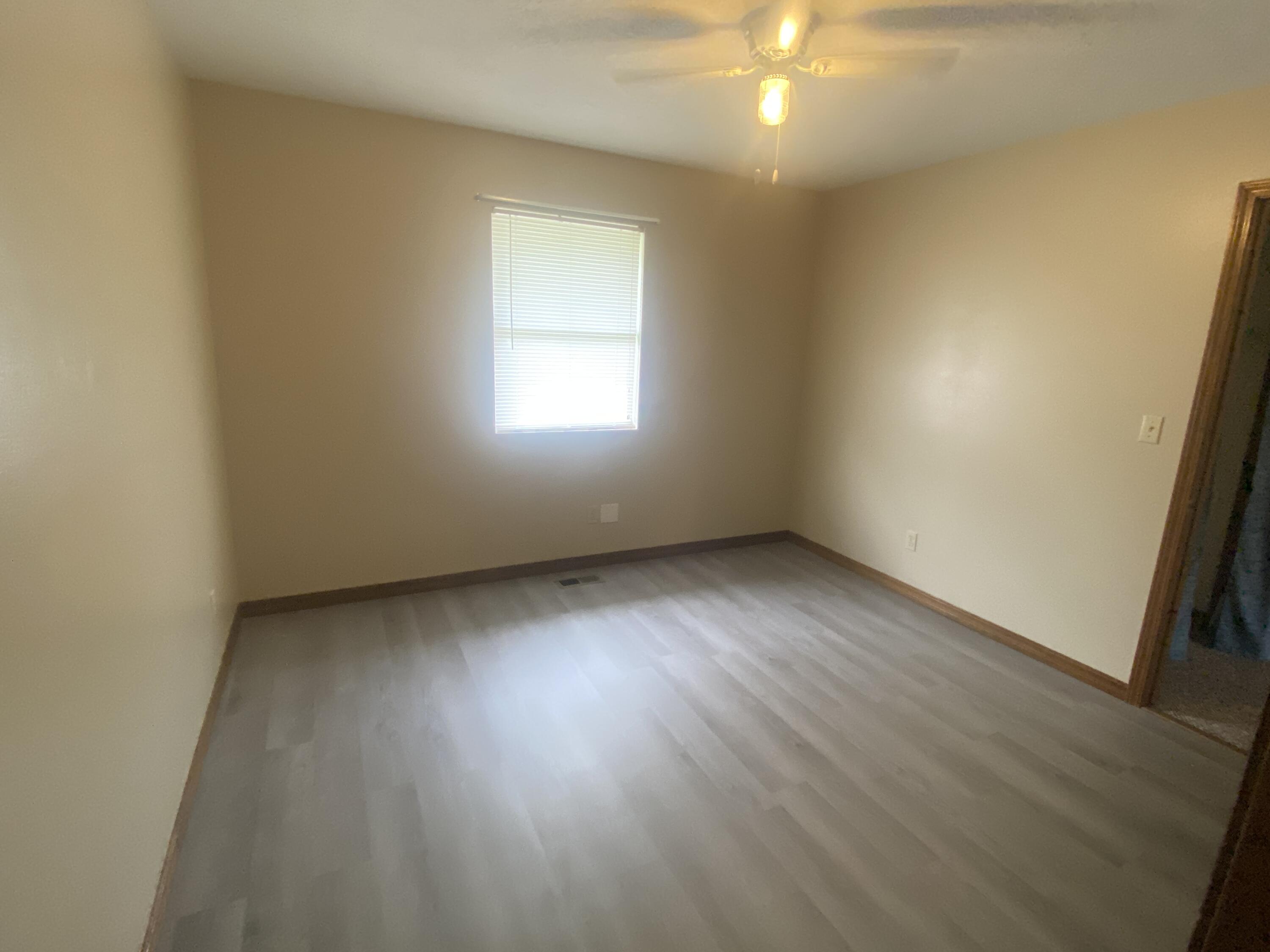Photo 7 - Commercial Sale for sale – 209  Partridge Drive  Cassville, MO