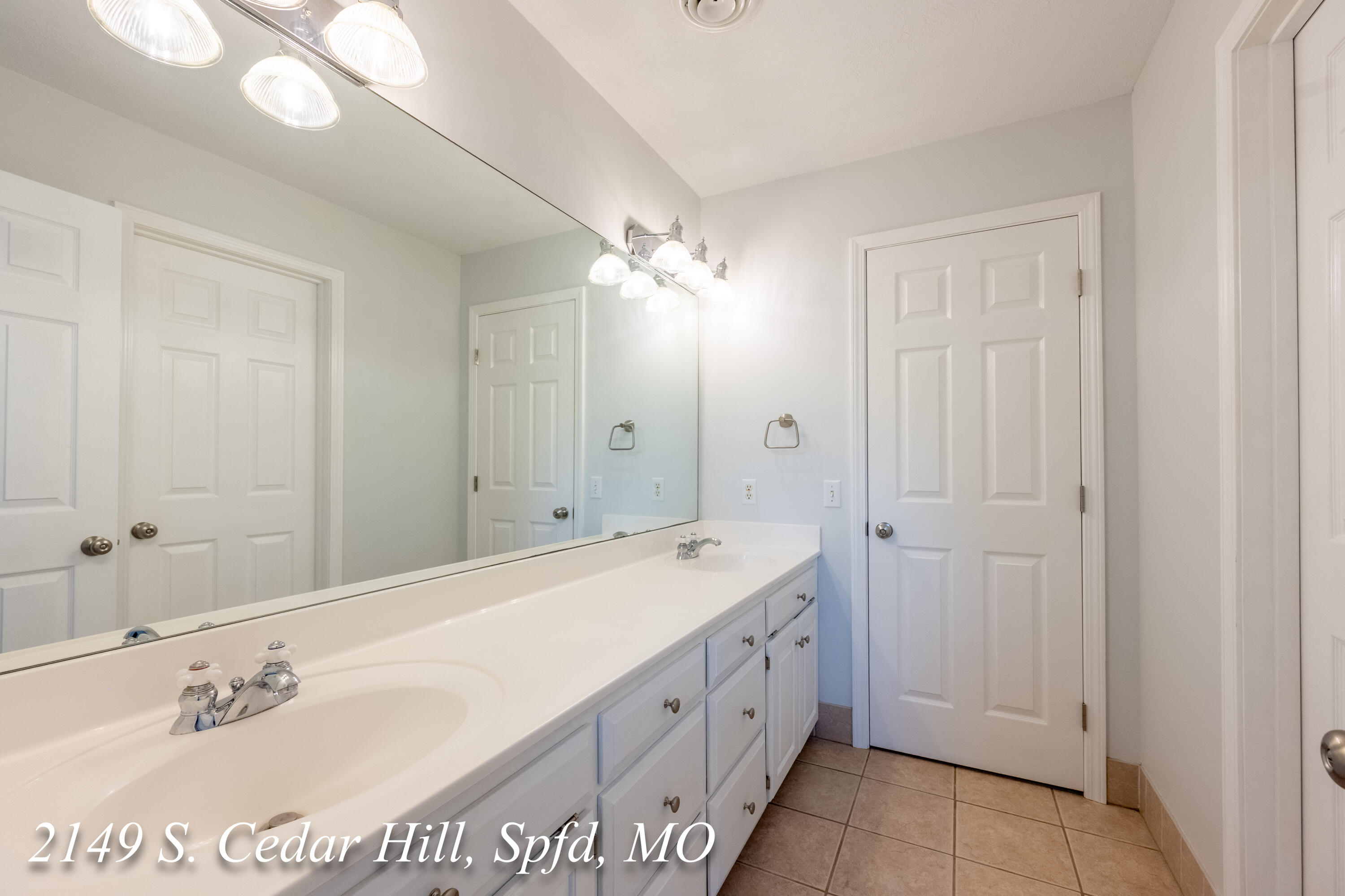 Photo 52 - Residential for sale – 2149 S Cedar Hill Avenue  Springfield, MO