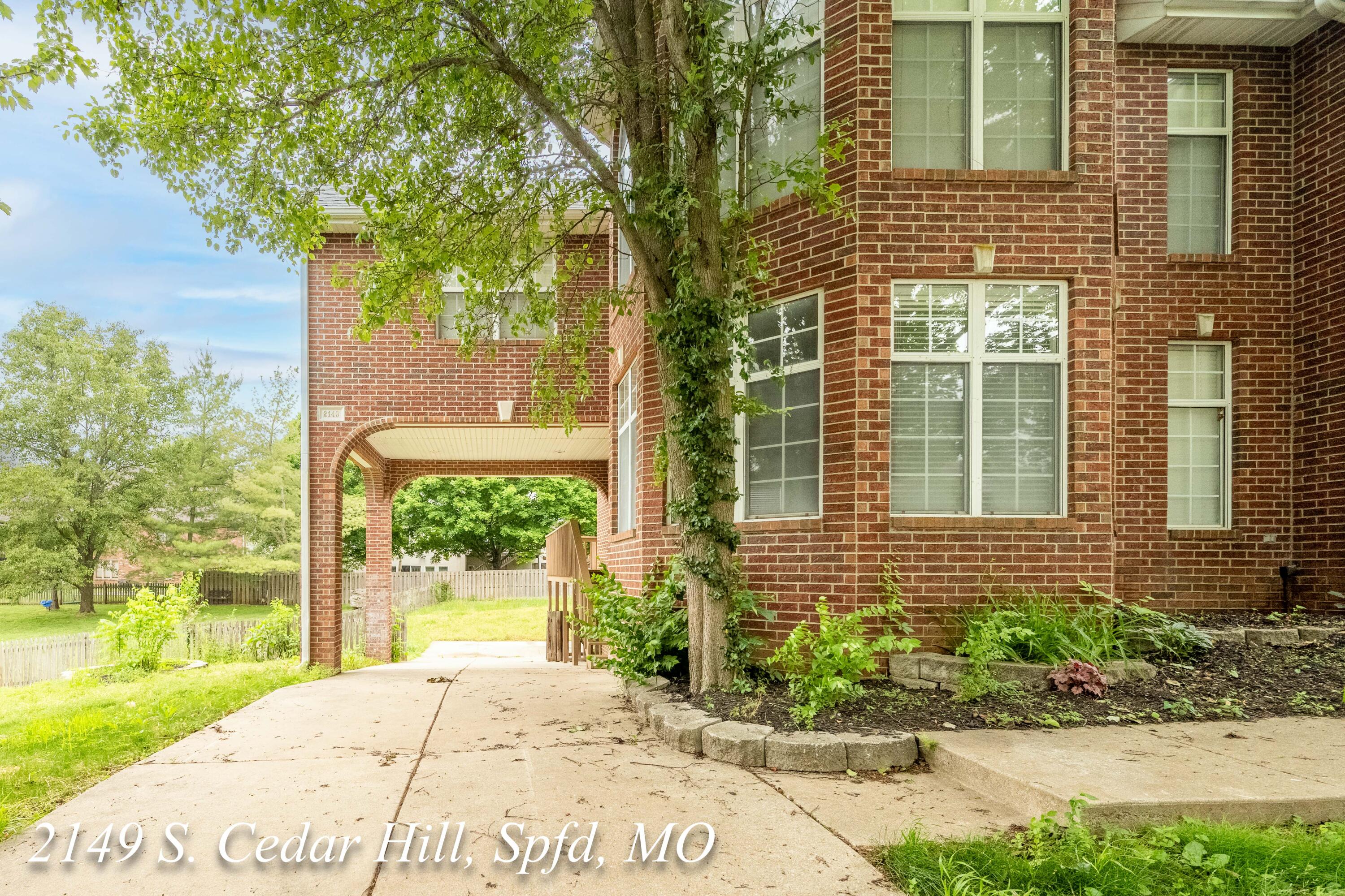 Photo 8 - Residential for sale – 2149 S Cedar Hill Avenue  Springfield, MO