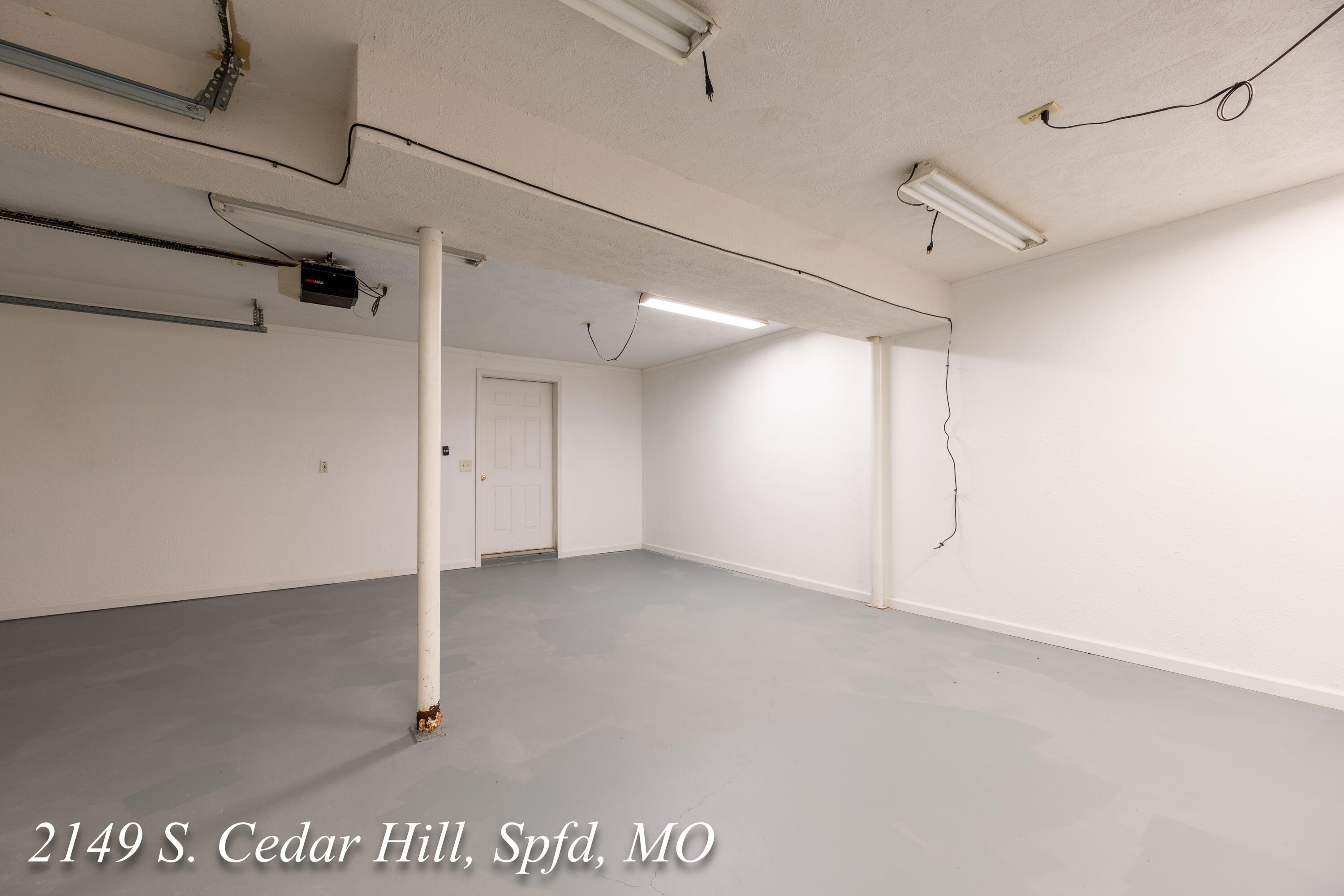 Photo 79 - Residential for sale – 2149 S Cedar Hill Avenue  Springfield, MO