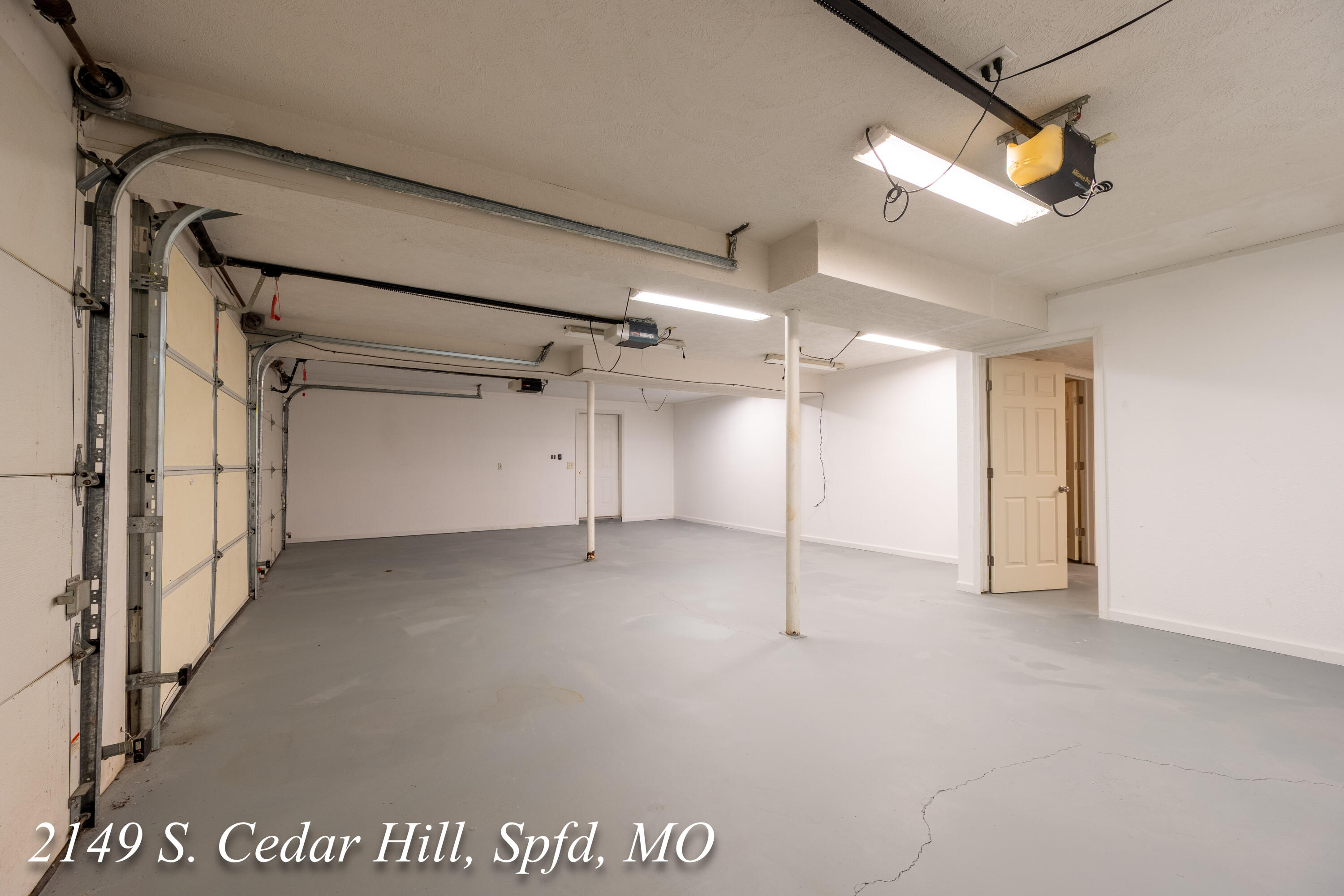 Photo 78 - Residential for sale – 2149 S Cedar Hill Avenue  Springfield, MO