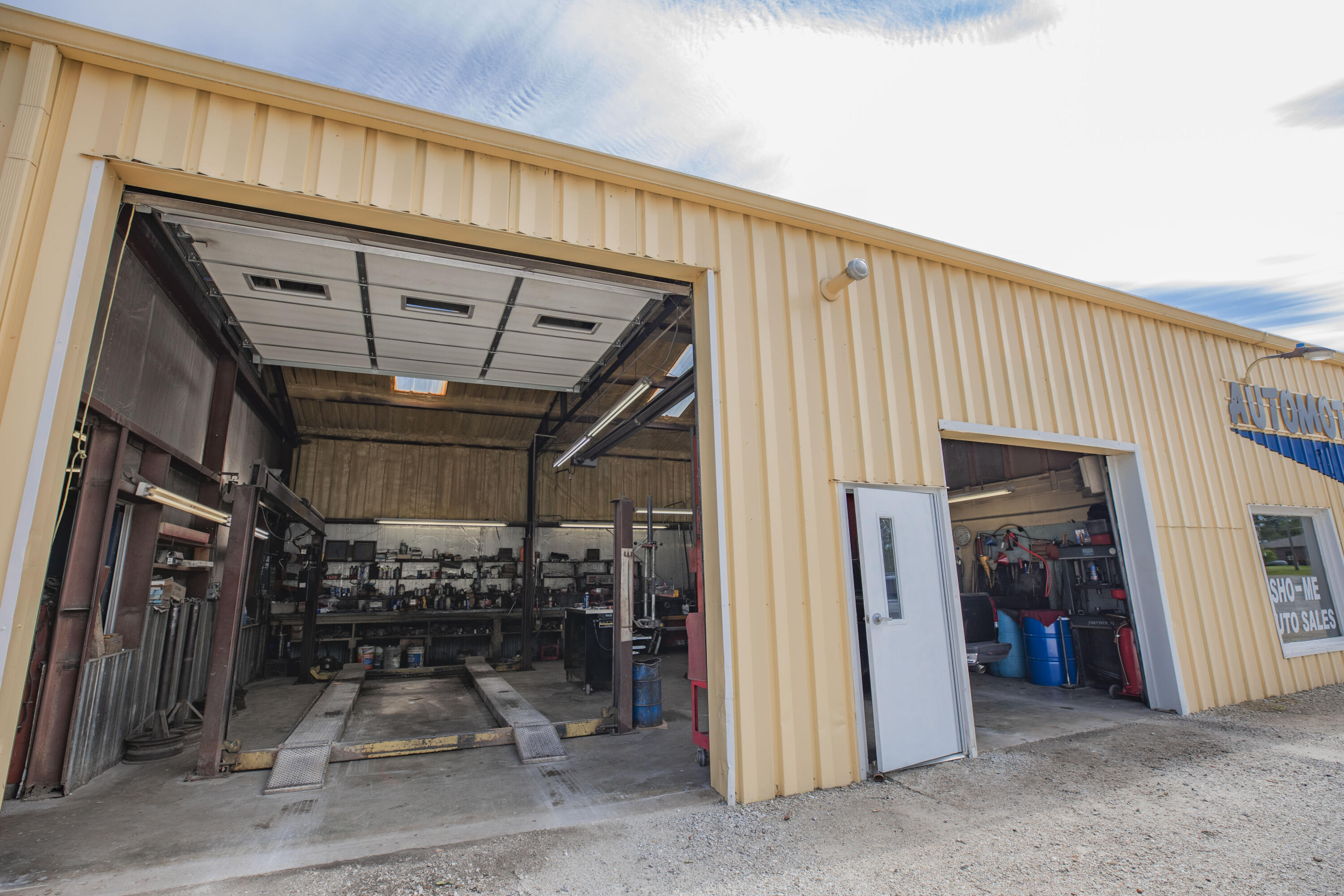 Photo 19 - Commercial Sale for sale – 1114 W Broadway Street  Bolivar, MO