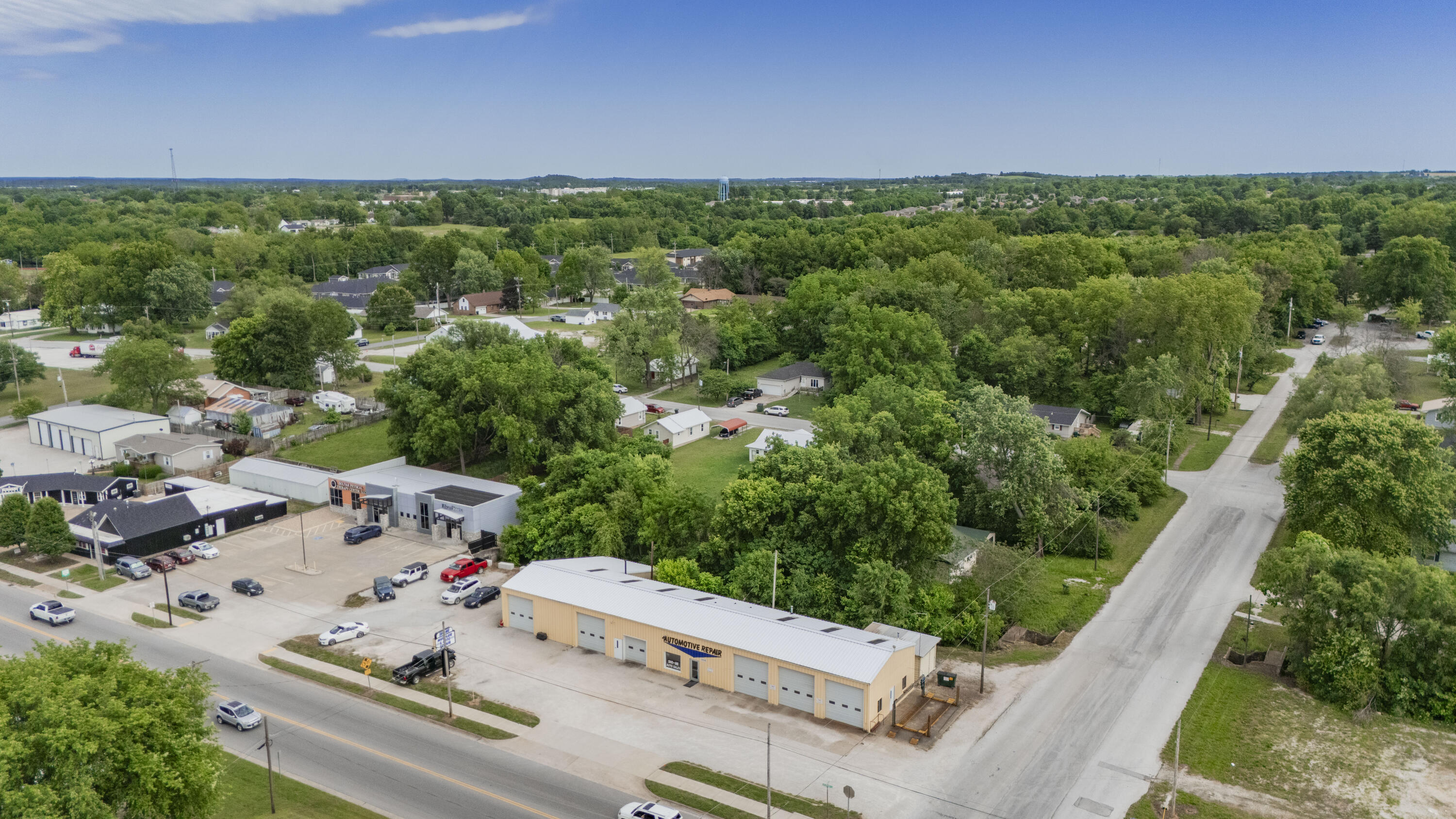 Photo 27 - Commercial Sale for sale – 1114 W Broadway Street  Bolivar, MO