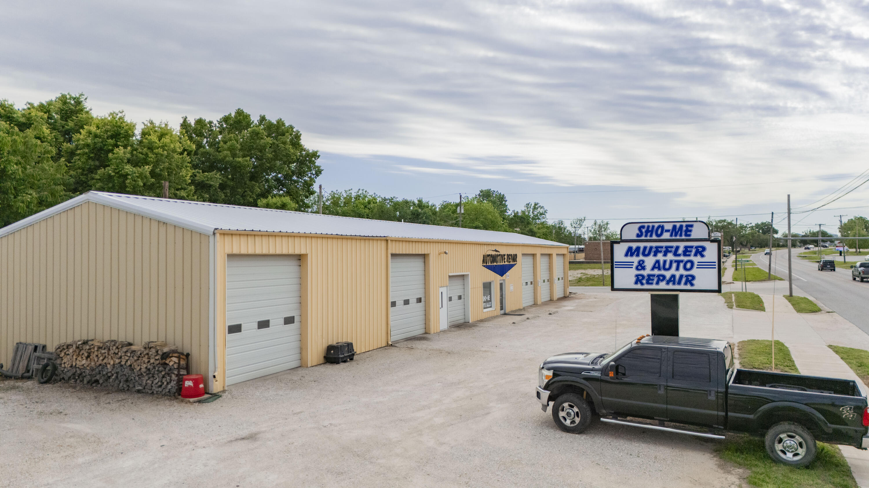 Photo 30 - Commercial Sale for sale – 1114 W Broadway Street  Bolivar, MO