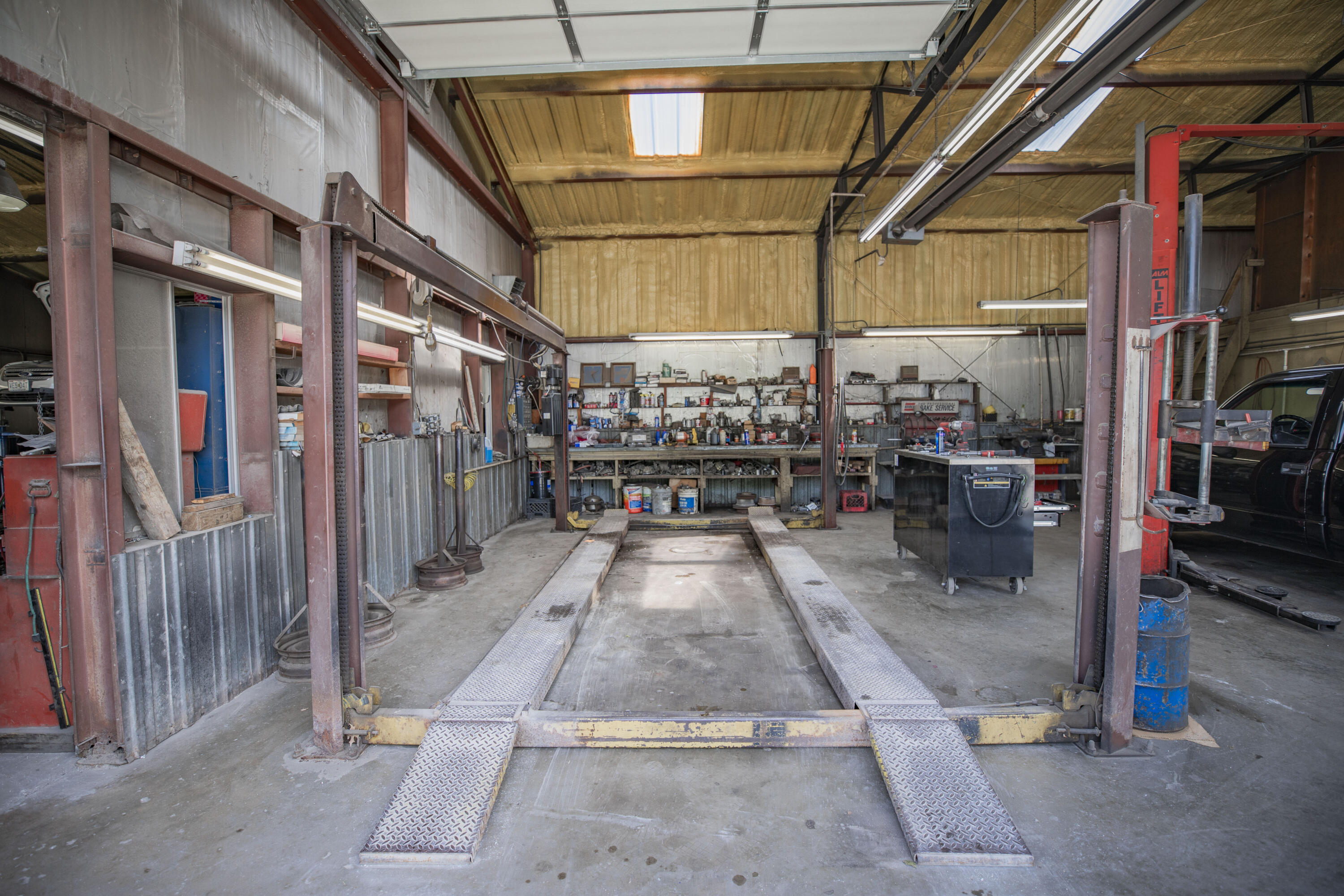 Photo 12 - Commercial Sale for sale – 1114 W Broadway Street  Bolivar, MO