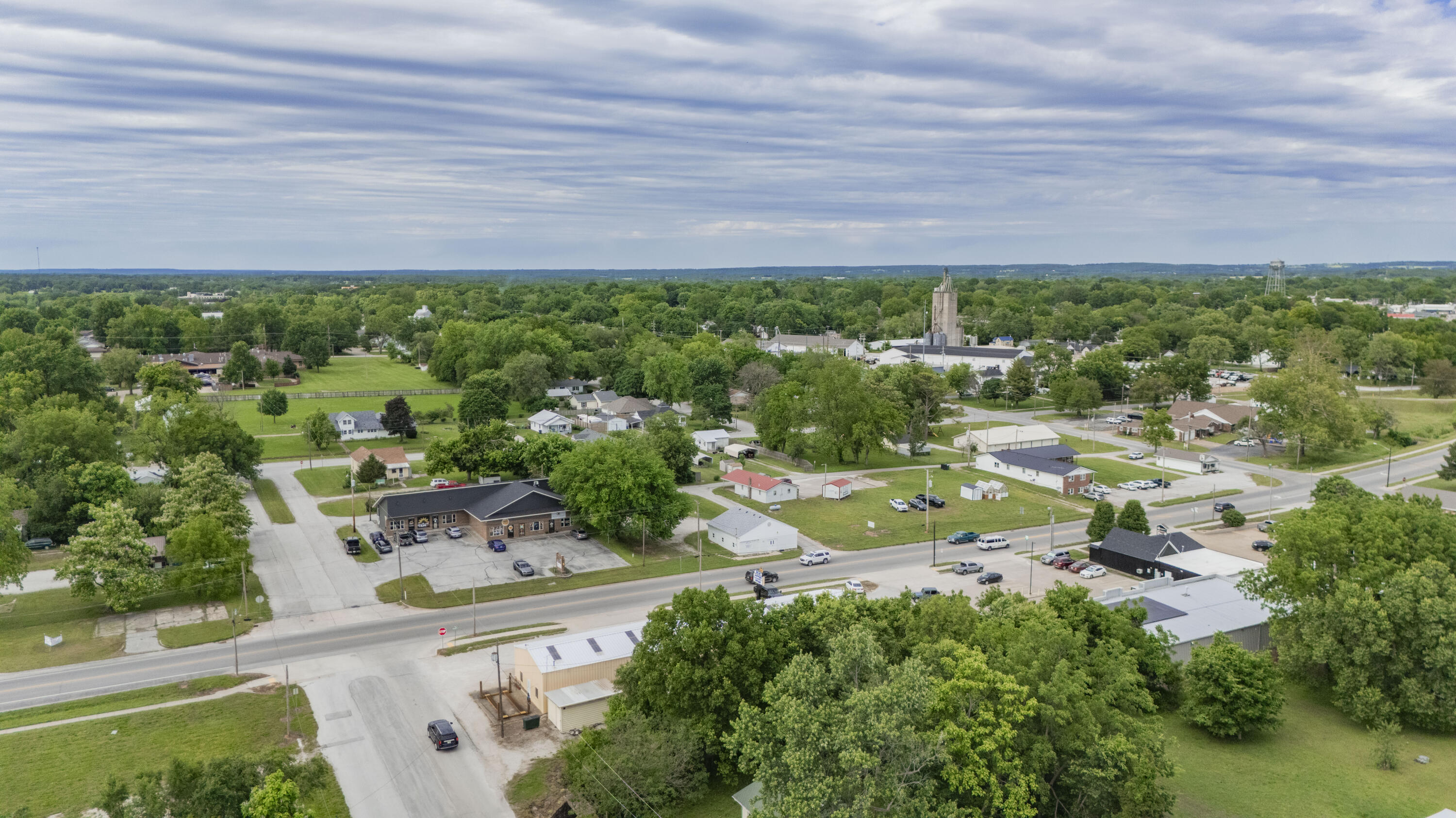 Photo 29 - Commercial Sale for sale – 1114 W Broadway Street  Bolivar, MO