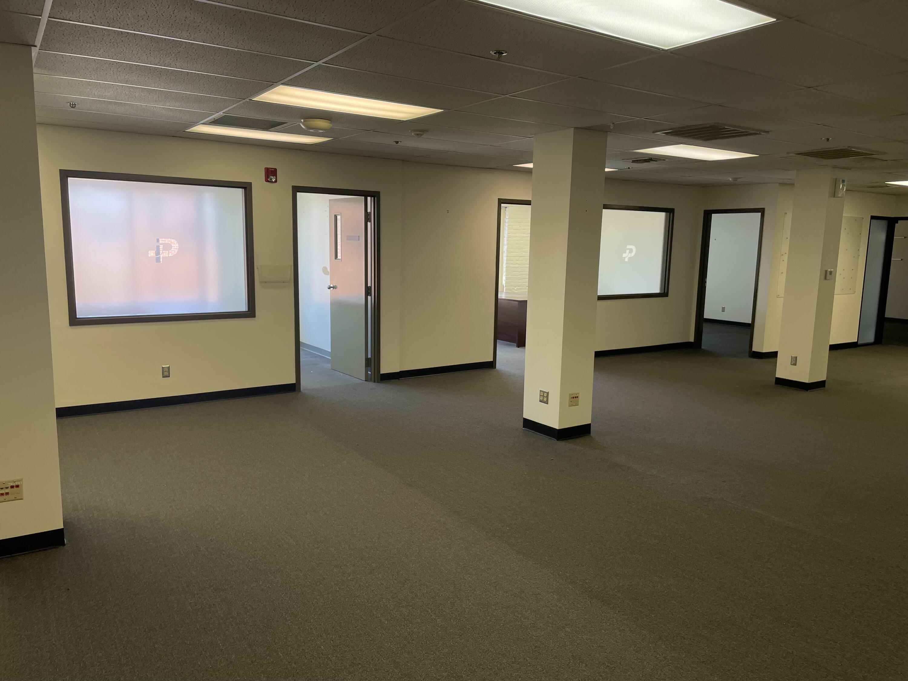 Photo 7 - Commercial Sale for sale – 423 N Campbell Avenue  Springfield, MO