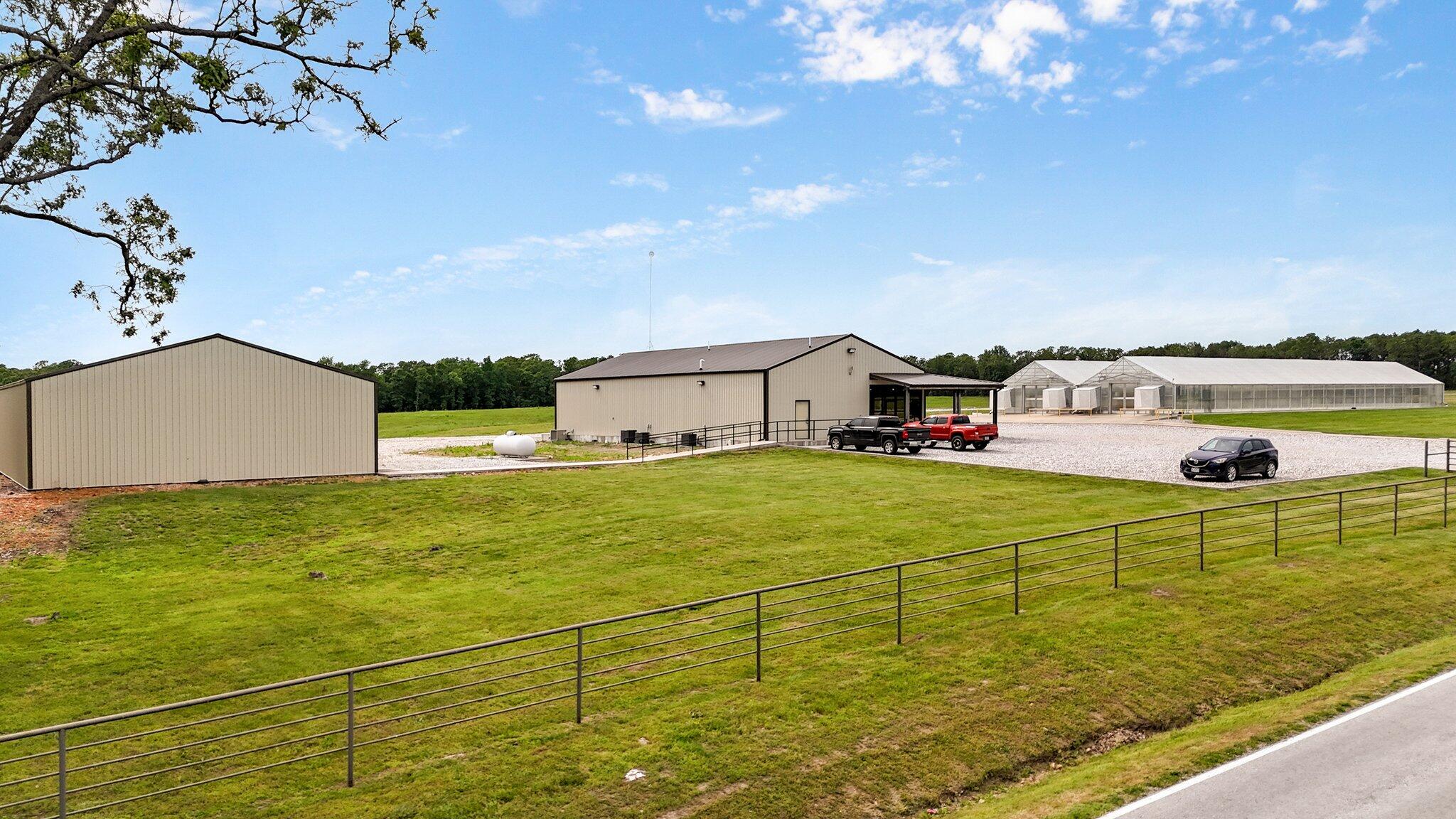 Farm for sale – 21713  Highway Pp   Pierce City, MO