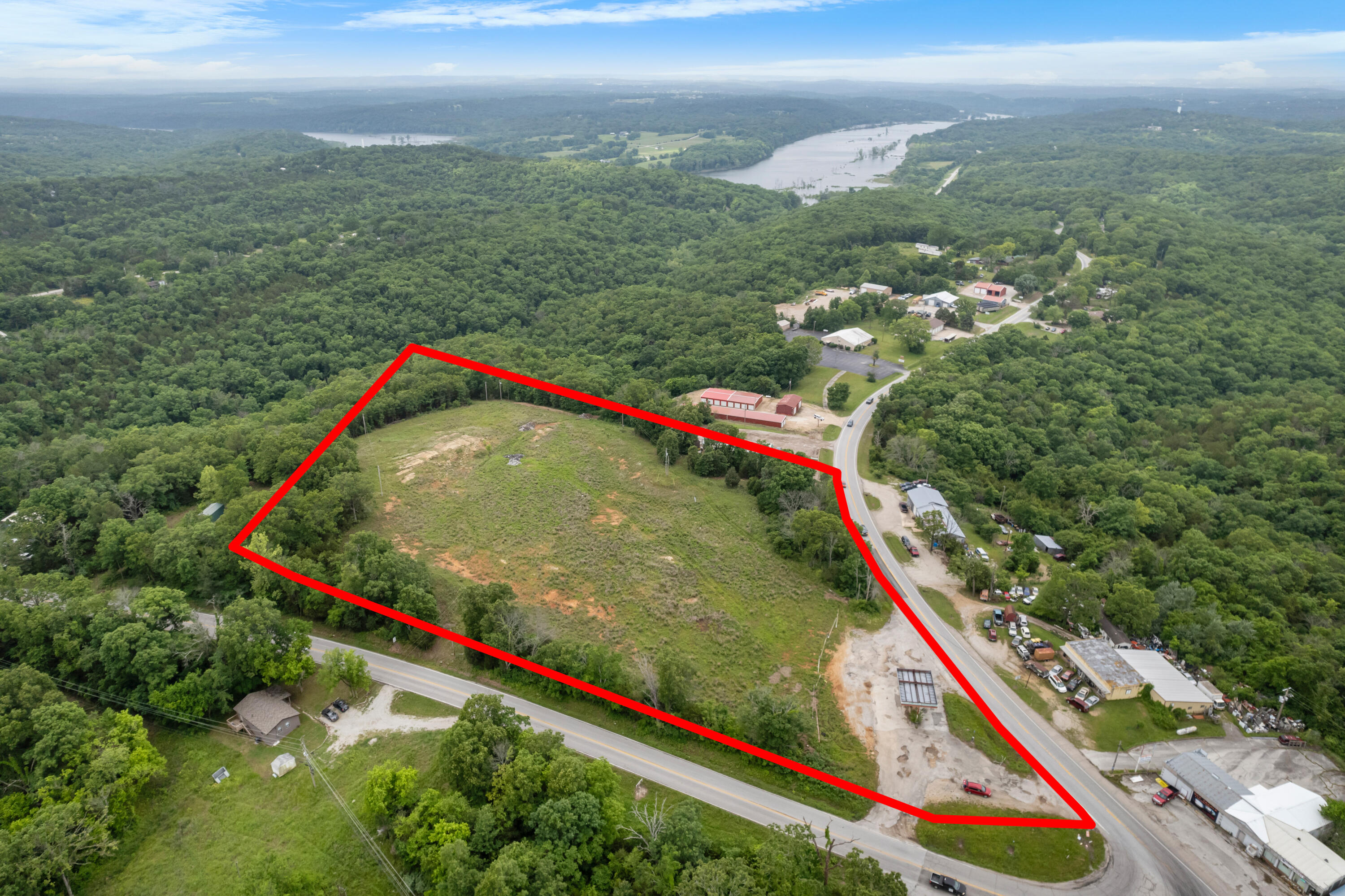 Land for sale – 20376  Highway 160   Forsyth, MO