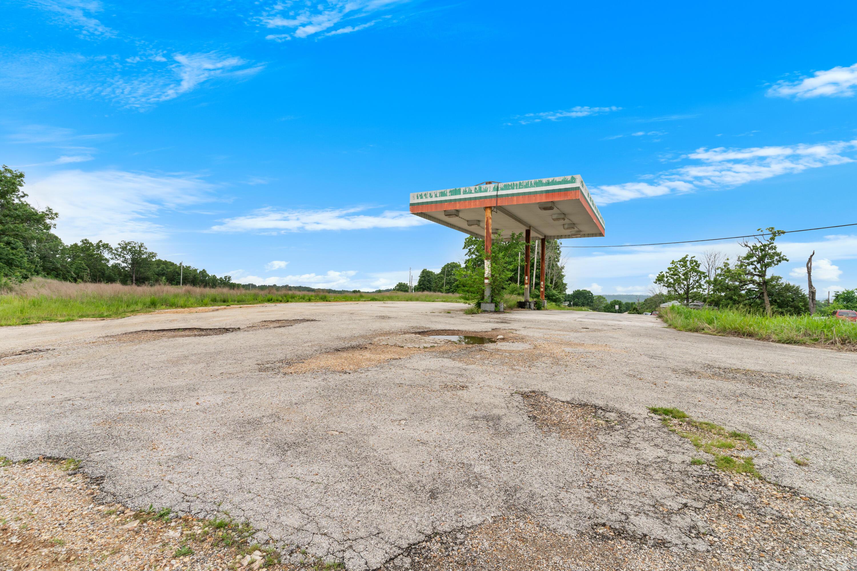Photo 2 - Land for sale – 20376  Highway 160   Forsyth, MO