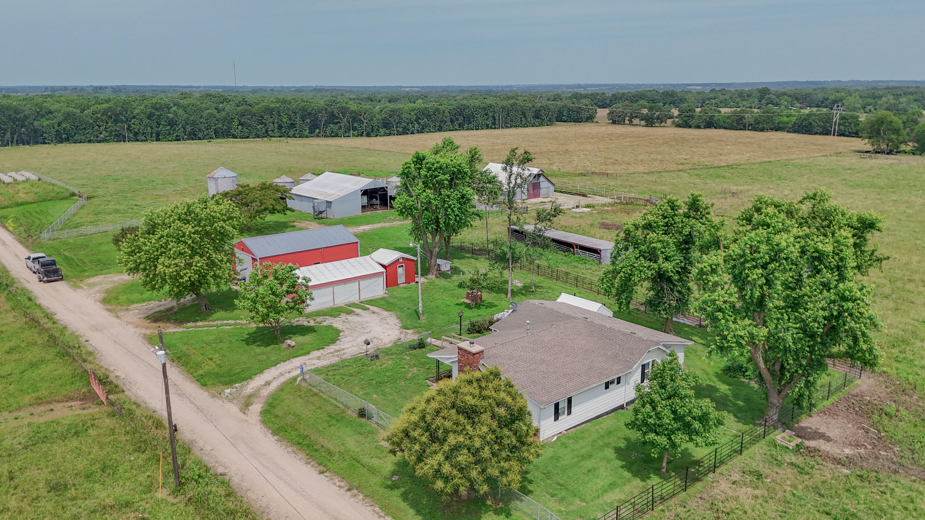 Photo 3 - Farm for sale – 9661 E 1070   Stockton, MO