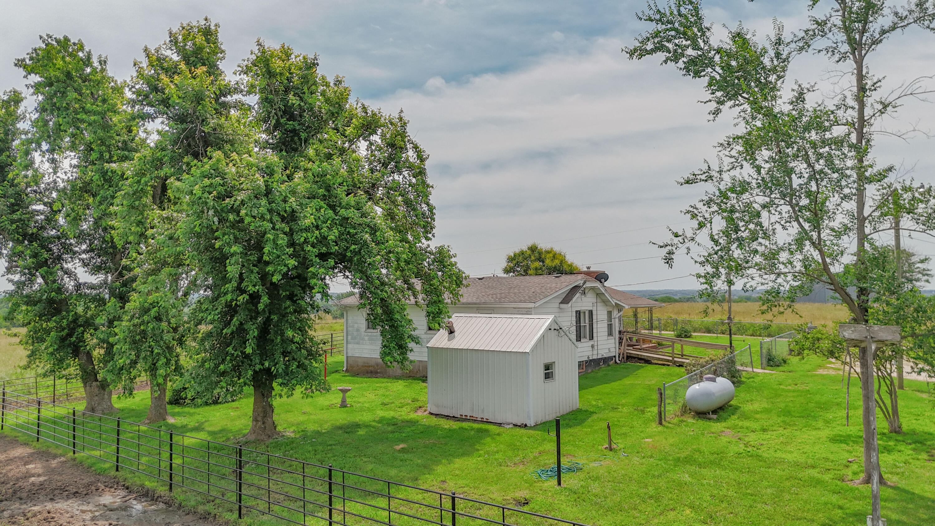 Photo 6 - Farm for sale – 9661 E 1070   Stockton, MO