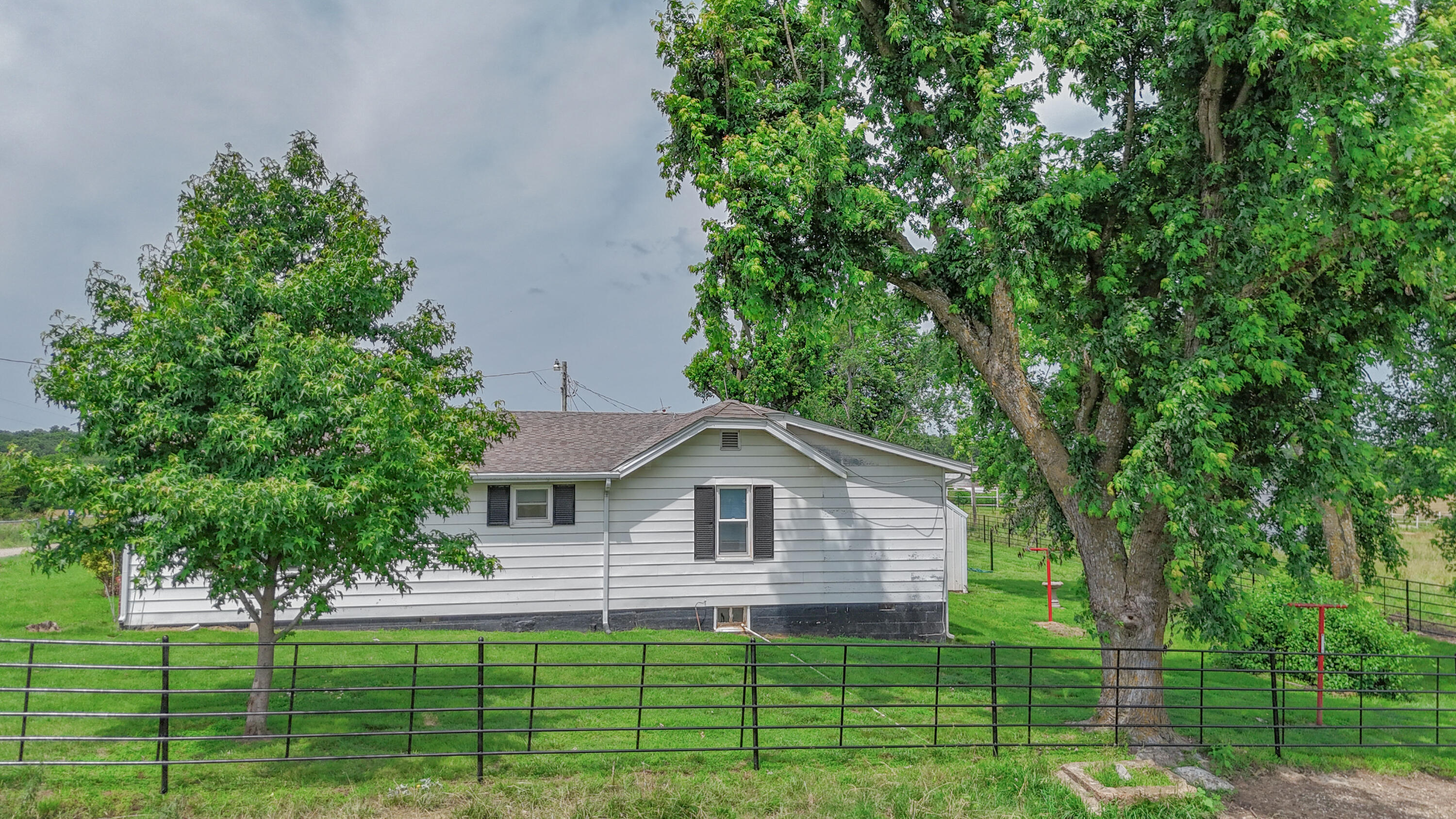 Photo 5 - Farm for sale – 9661 E 1070   Stockton, MO