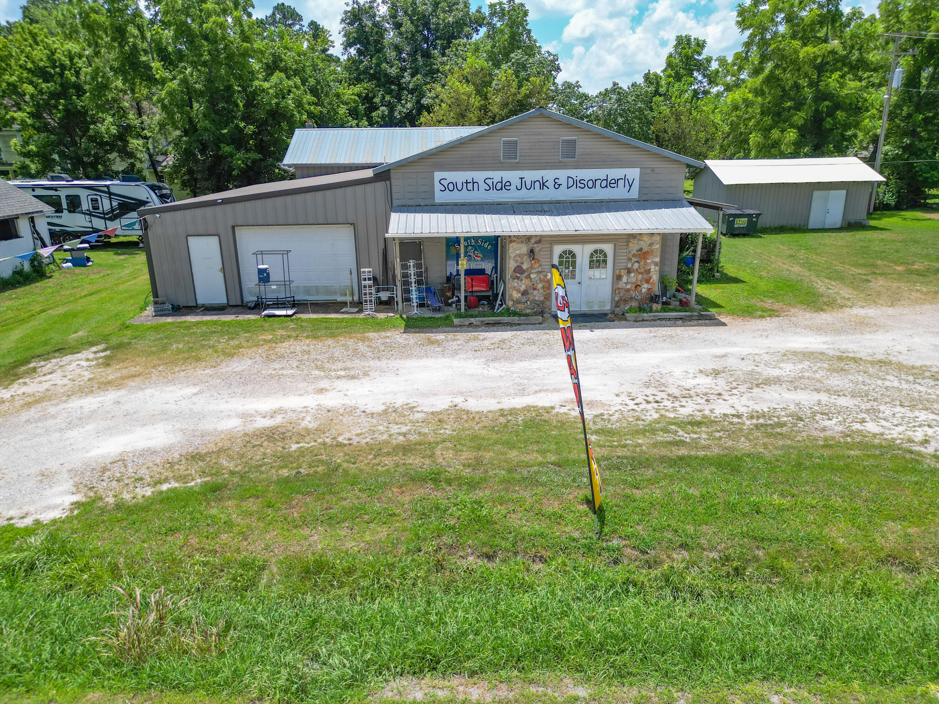 Photo 8 - Commercial Sale for sale – 405 W Clouse Street  Mountain Grove, MO