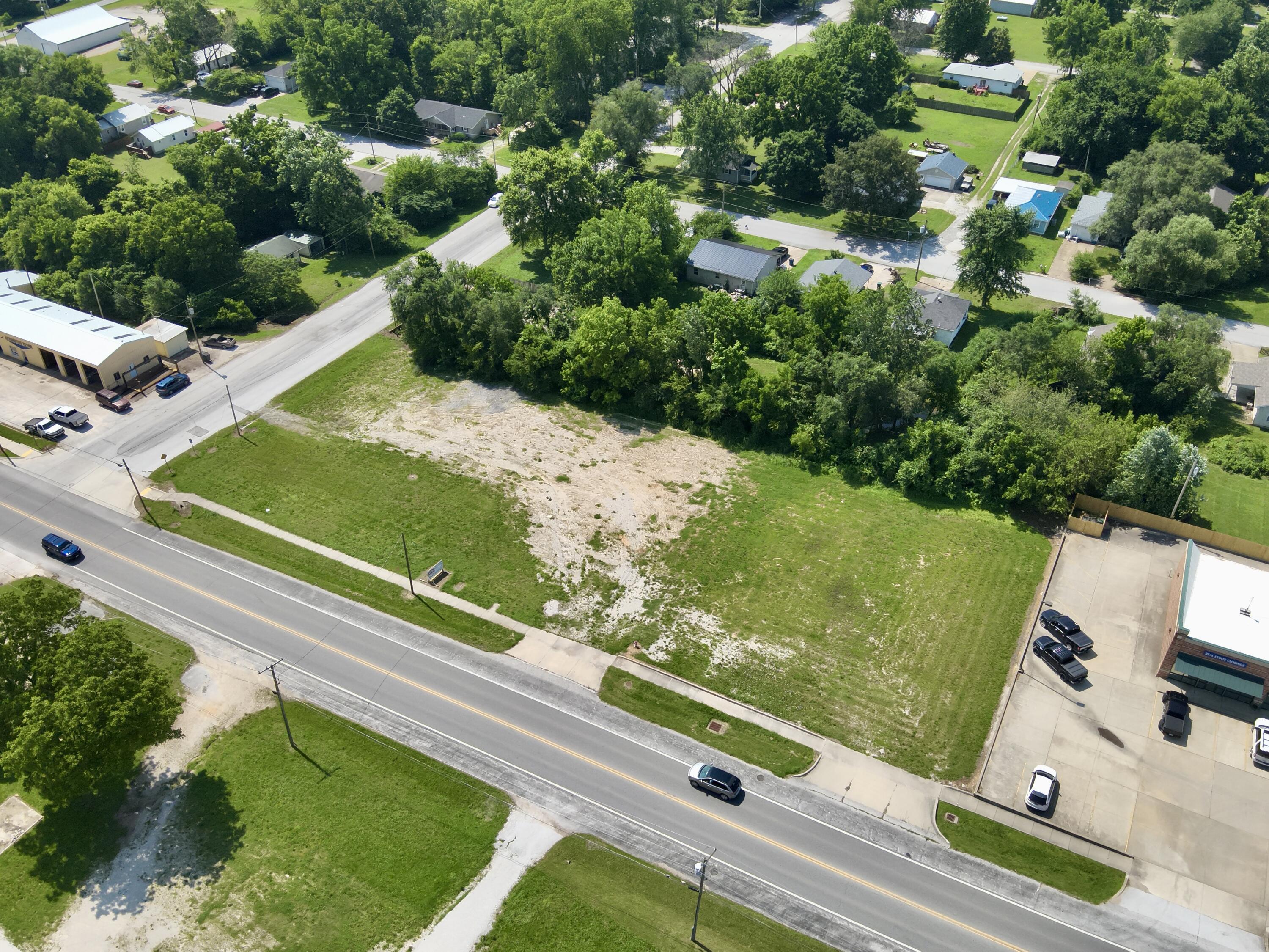 Photo 9 - Land for sale – 1302 W Broadway   Bolivar, MO