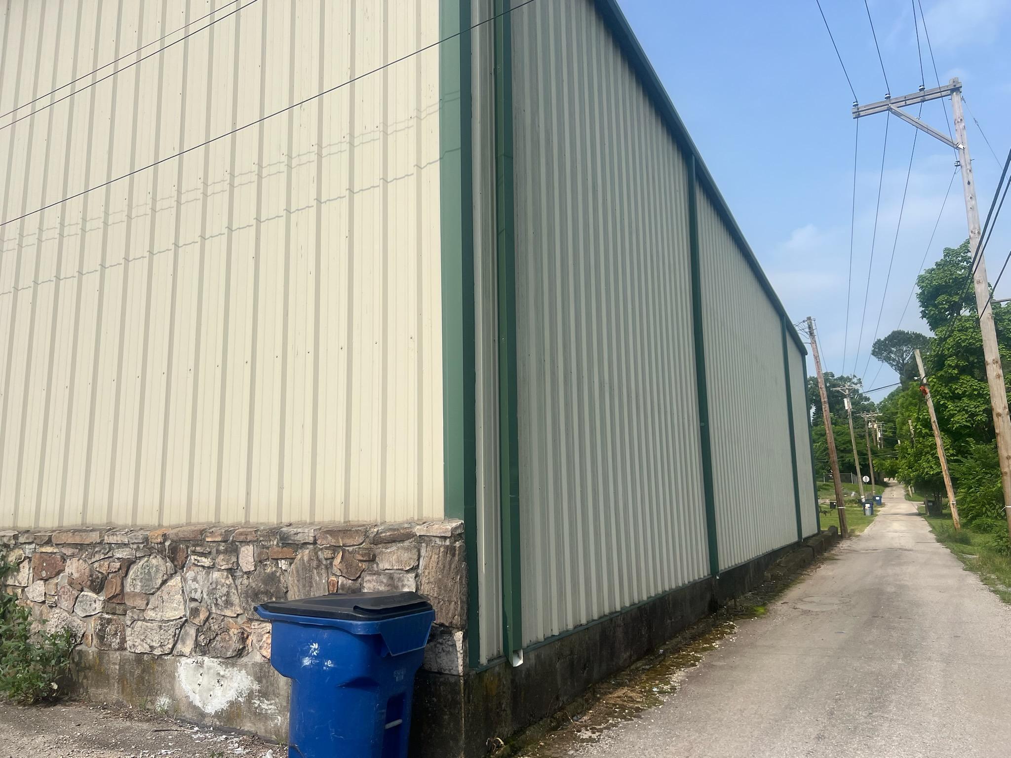 Photo 4 - Commercial Sale for sale – 305  Main   Mammoth Spring, AR
