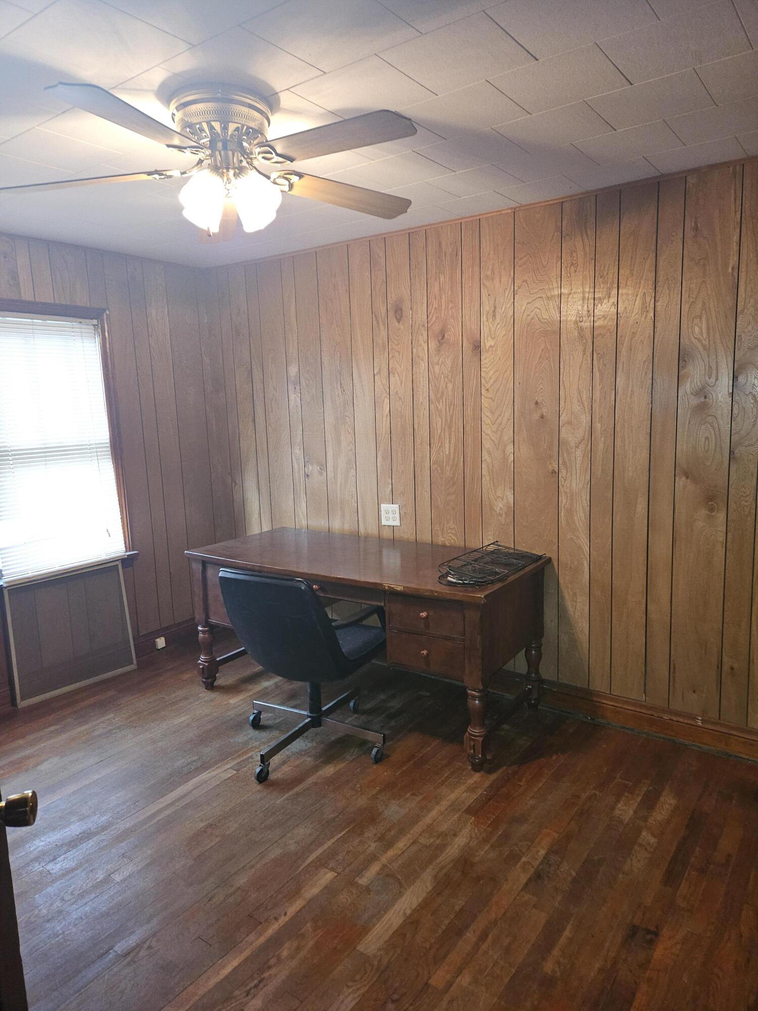 Photo 12 - Residential for sale – 601 N Harris Street  Willow Springs, MO
