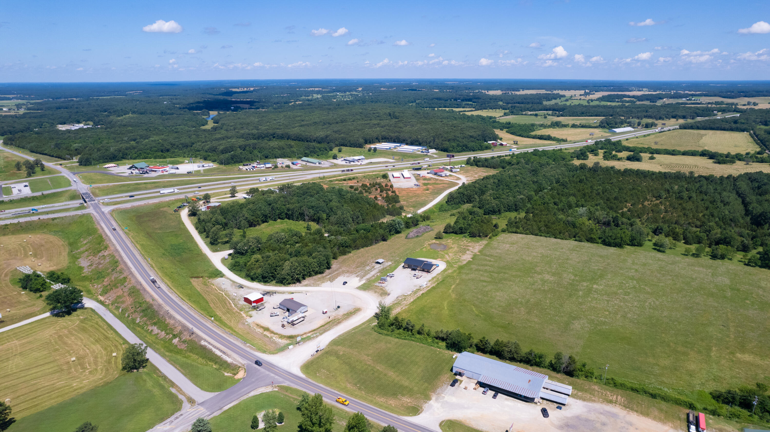 Photo 4 - Commercial Sale for sale – 101  Cycle Lane  Conway, MO