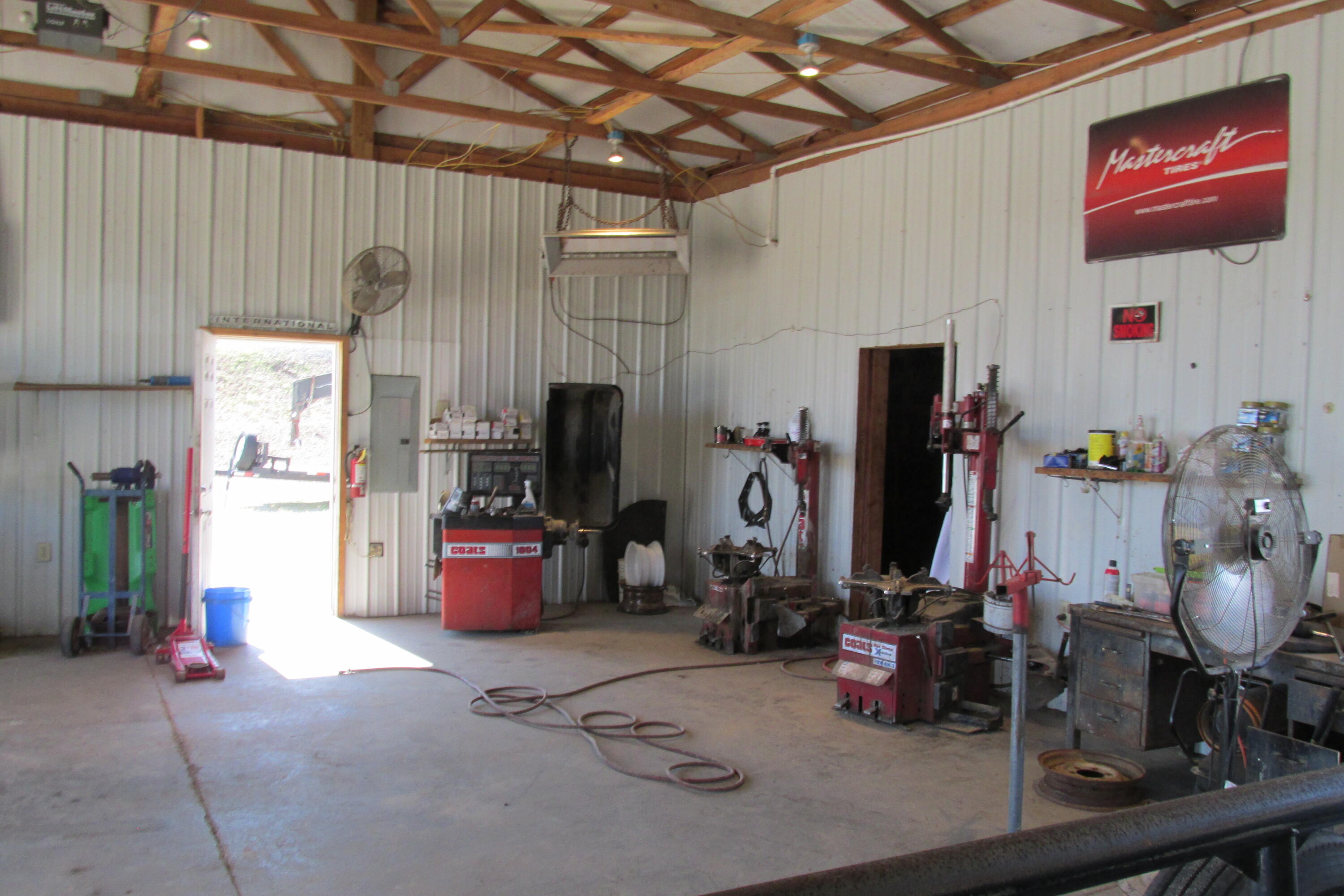 Photo 21 - Commercial Sale for sale – 101  Cycle Lane  Conway, MO