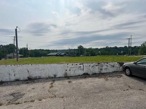 Photo 6 - Land for sale – 95  Main   Mammoth Spring, AR