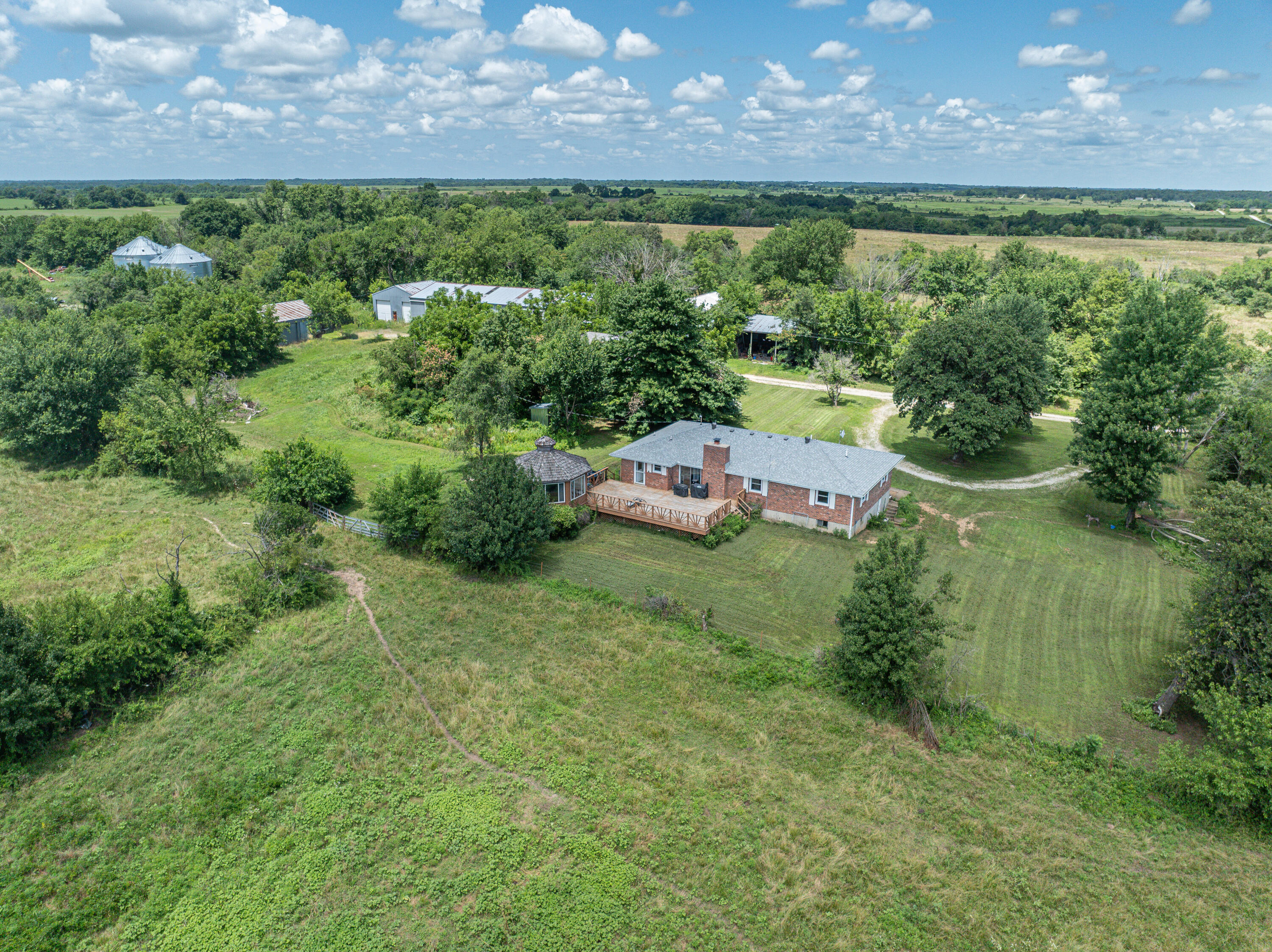 Farm for sale – 861 N Dade 41   Lockwood, MO