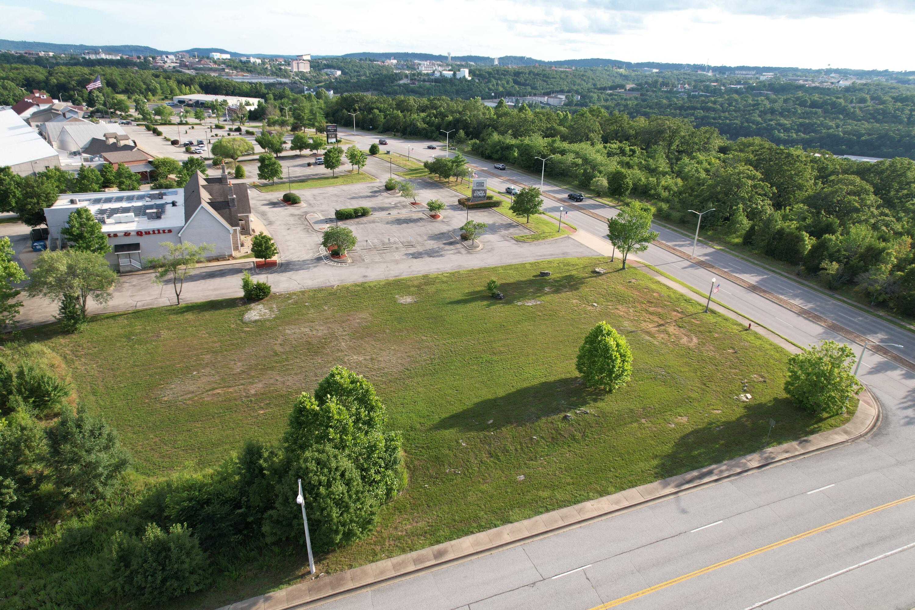 Photo 4 - Land for sale – 3500  Gretna Road  Branson, MO