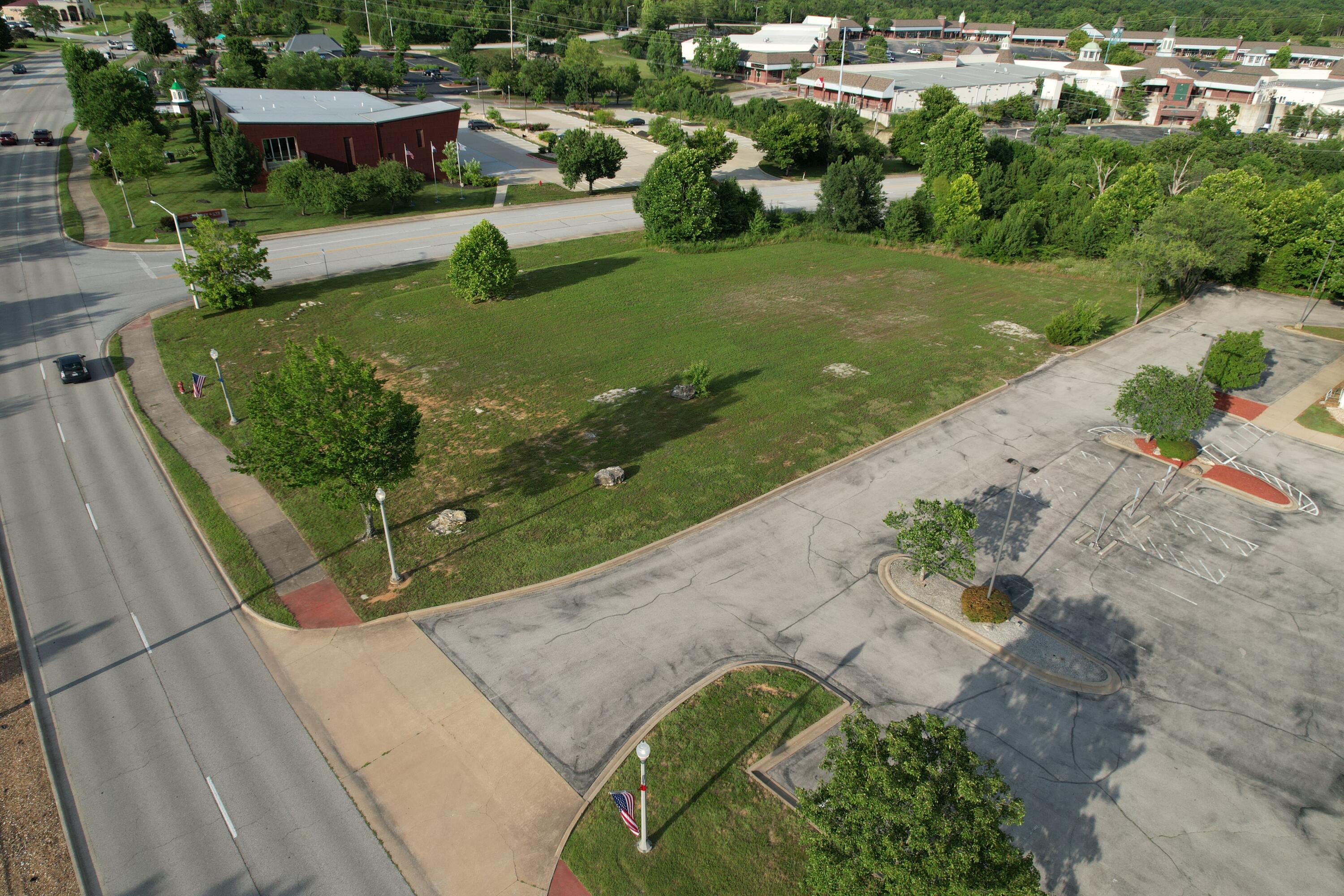 Land for sale – 3500 Gretna Road Branson, MO