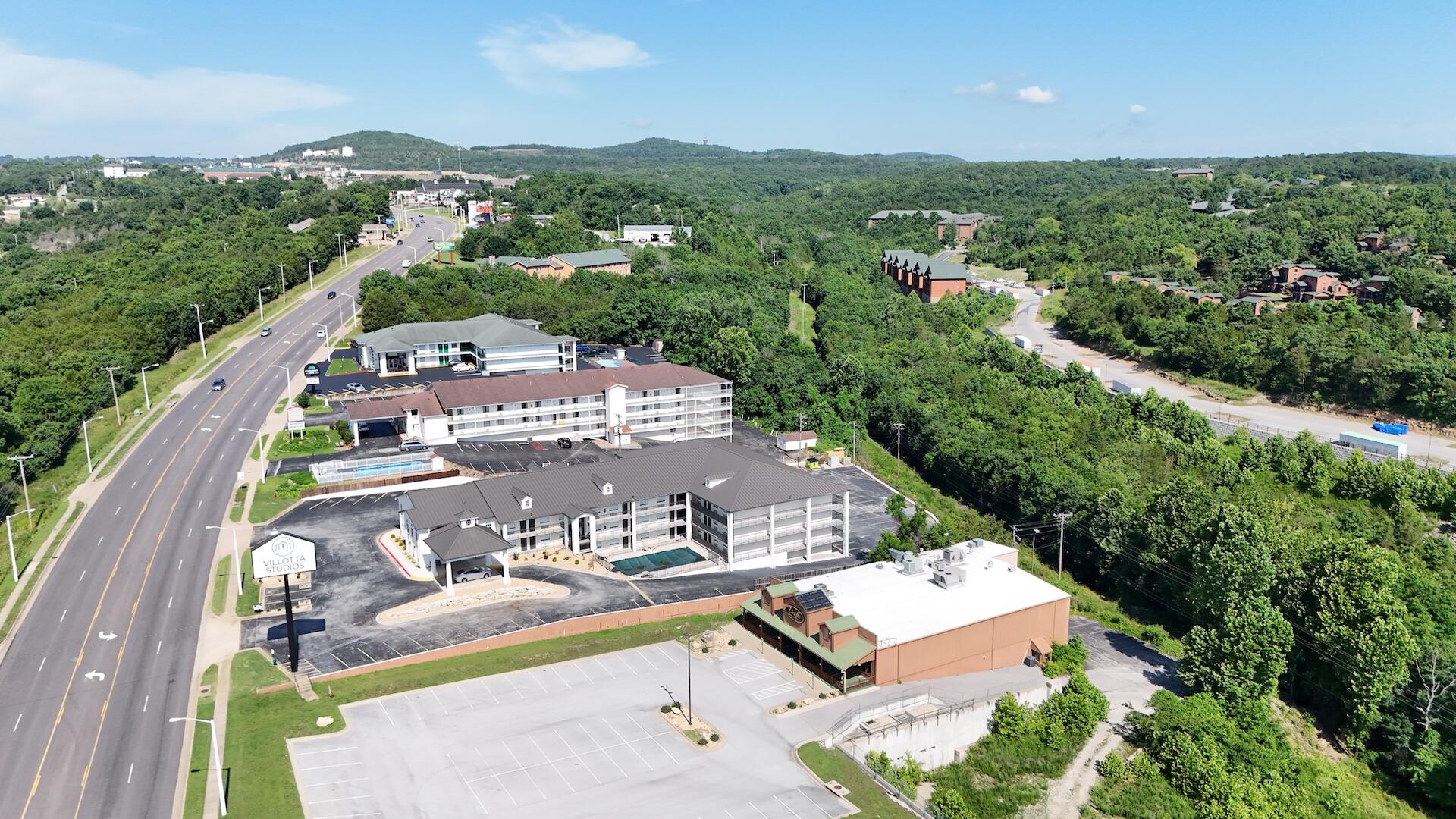 Photo 3 - Commercial Lease for sale – 2280  Shepherd Of The Hills   Branson, MO