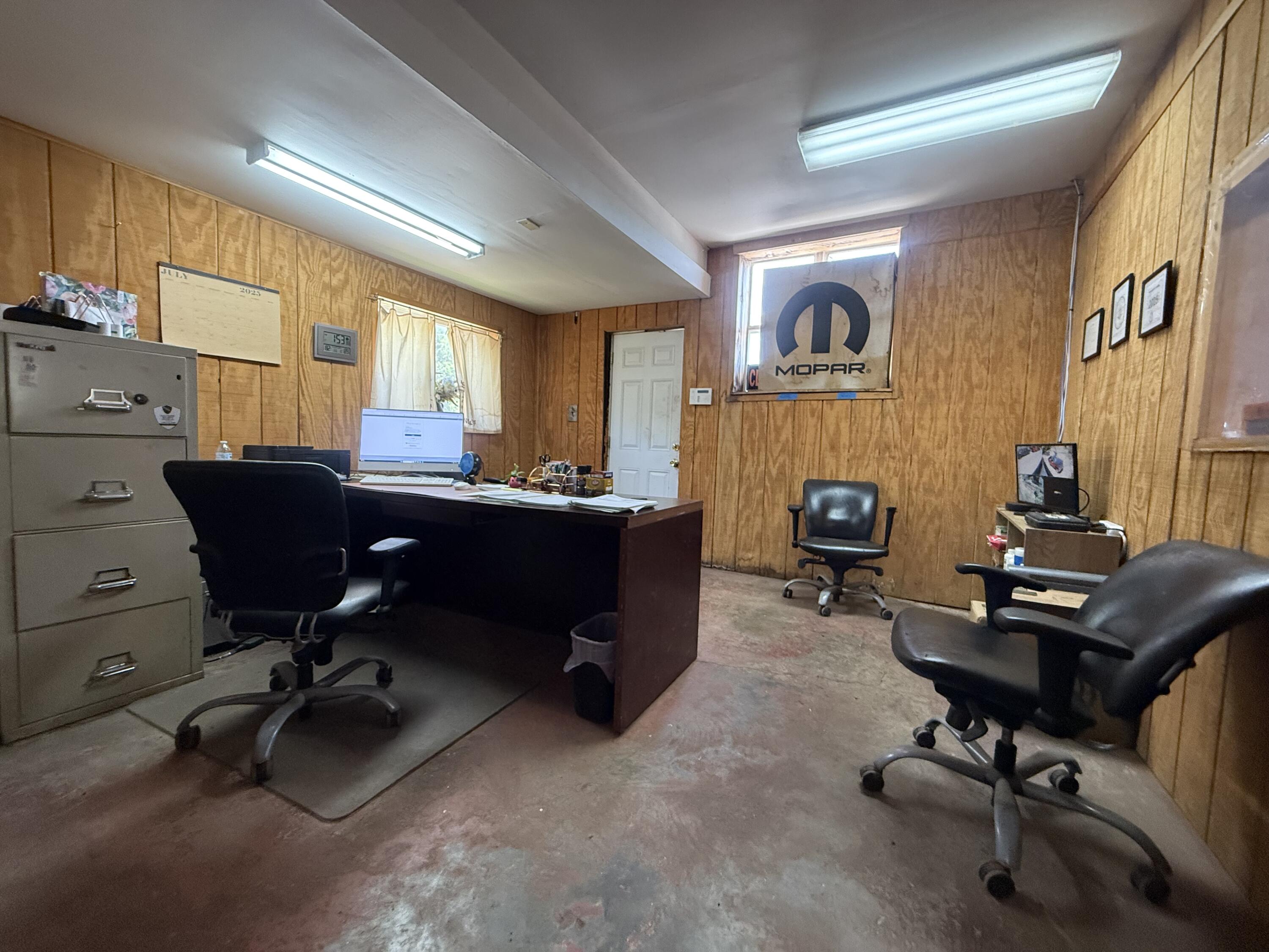 Photo 10 - Commercial Sale for sale – 103  Vine   Thayer, MO