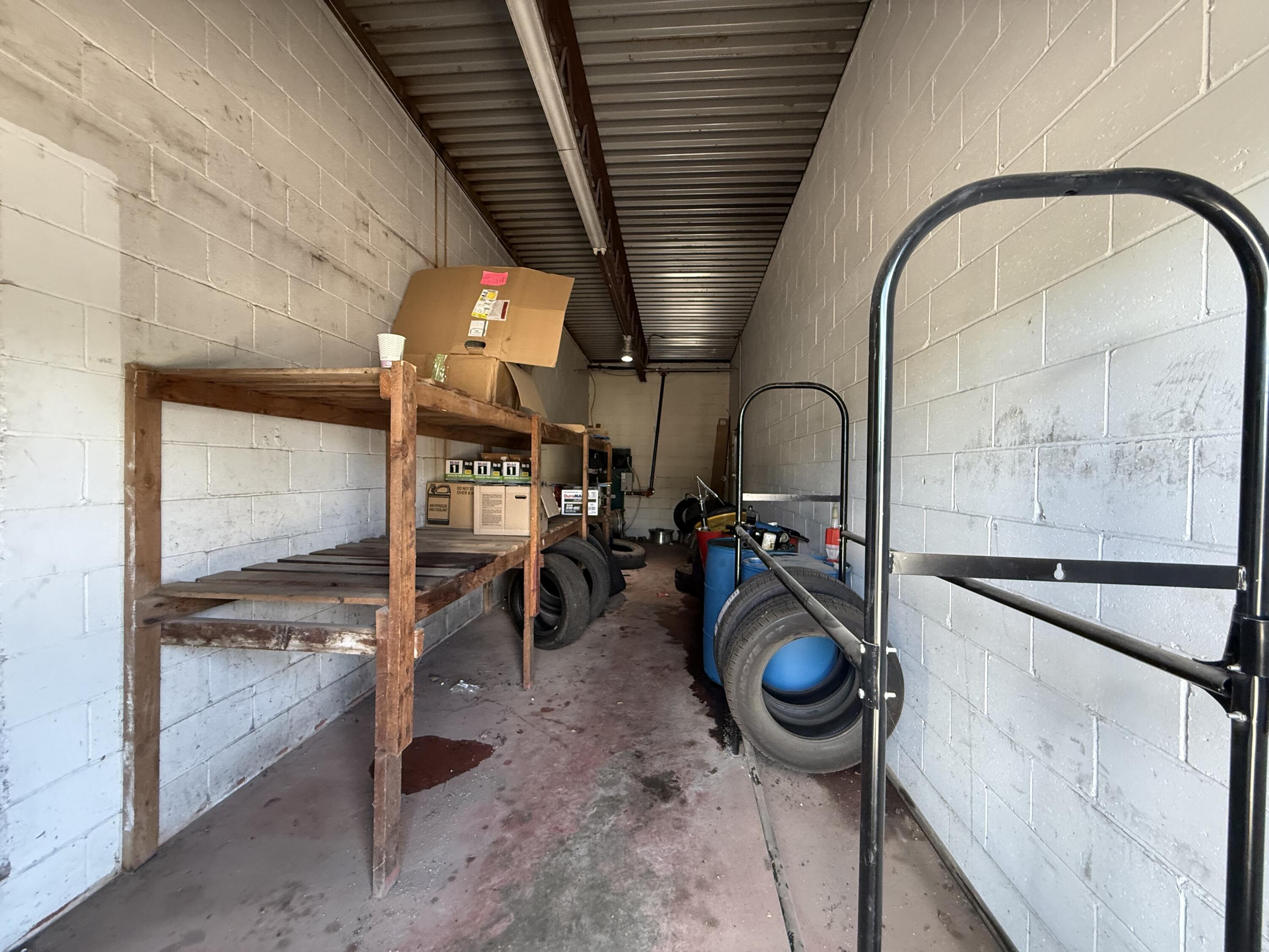 Photo 8 - Commercial Sale for sale – 103  Vine   Thayer, MO
