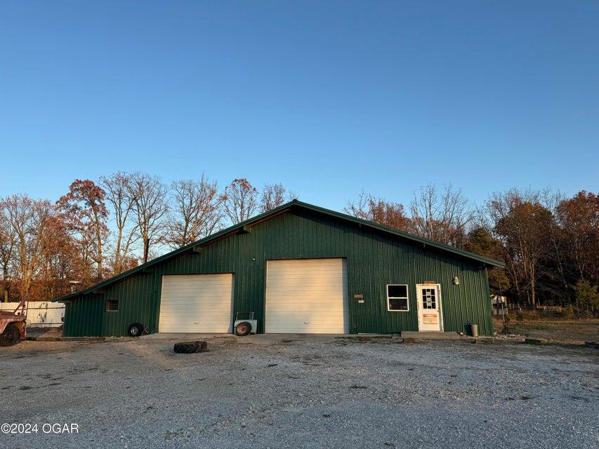 Commercial Sale for sale – 895 Lawrence 2150 Wentworth, MO