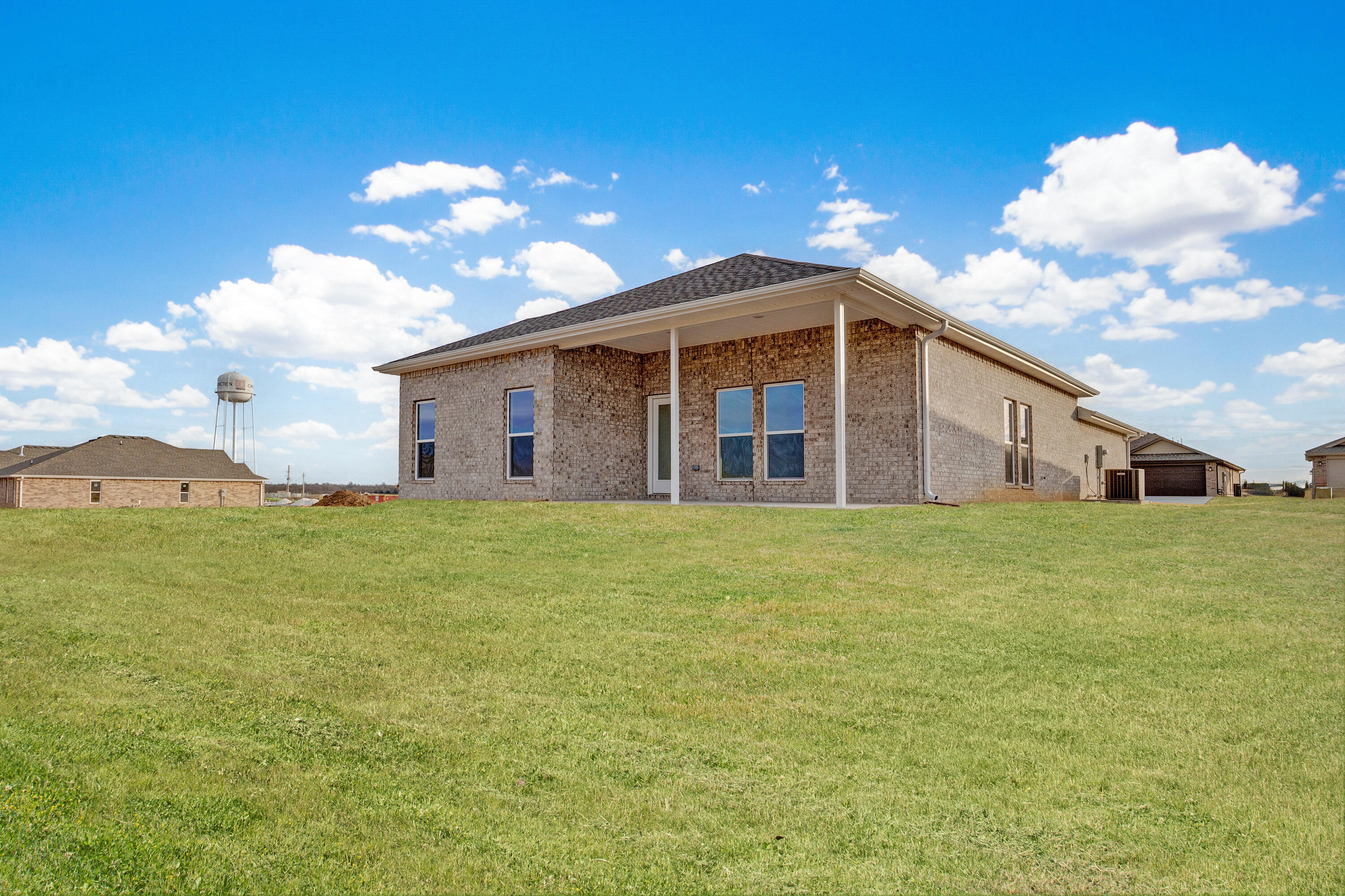 Photo 25 - Residential for sale – 804  Aberdeen Avenue  Carl Junction, MO