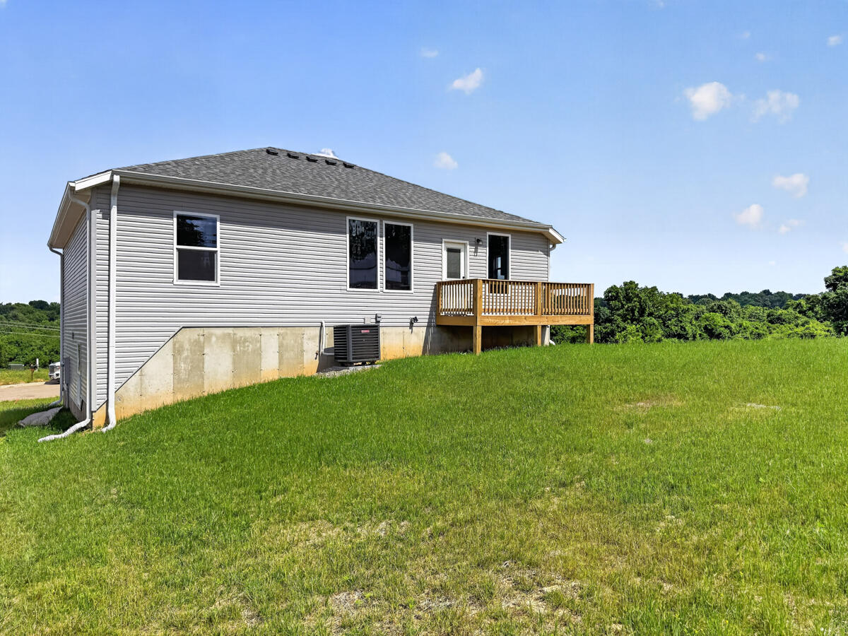 Photo 25 - Residential for sale – 815  Shorthorn Lane  Marshfield, MO