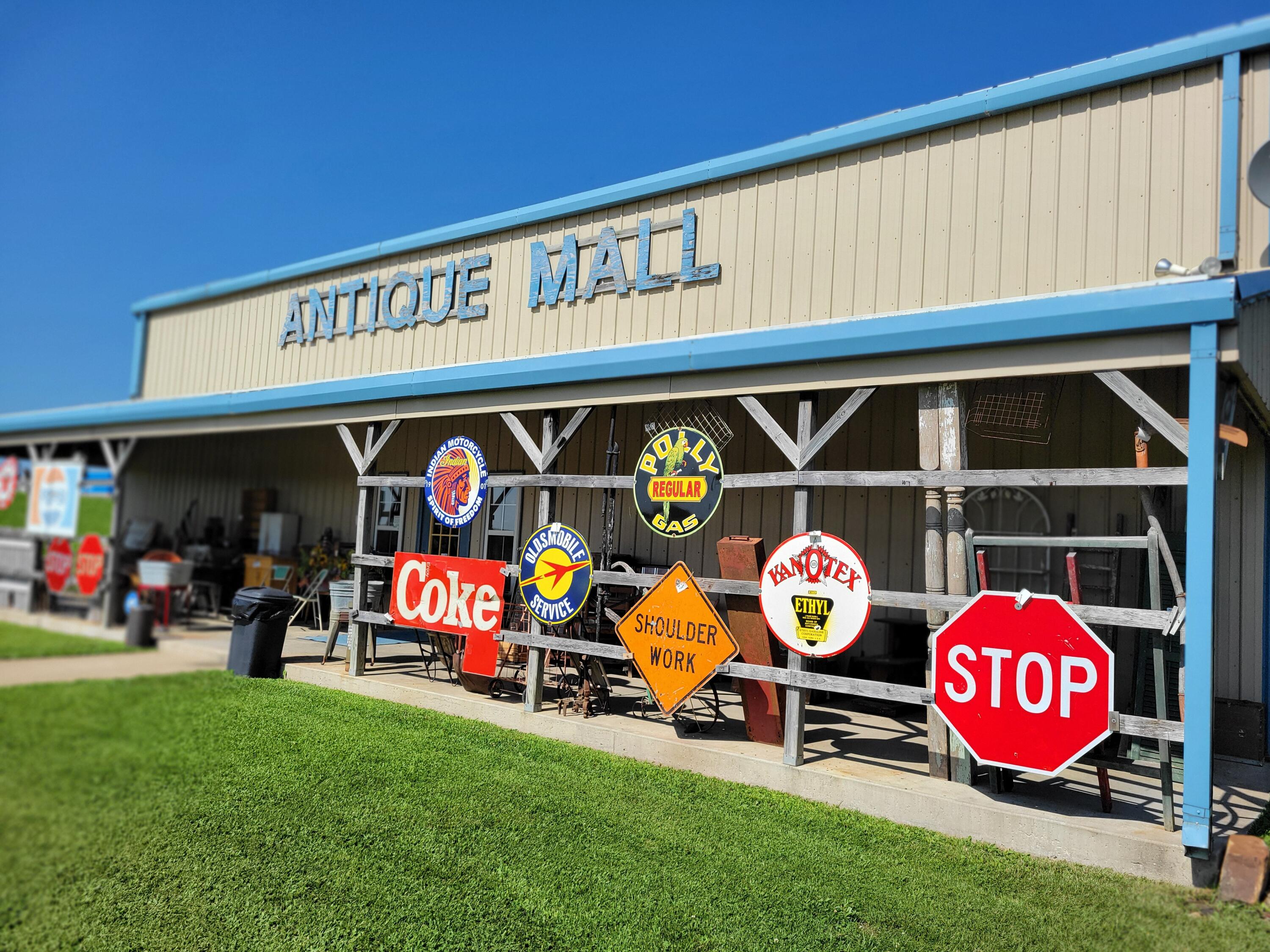 Photo 7 - Commercial Sale for sale – 13 SW 1st Lane  Lamar, MO