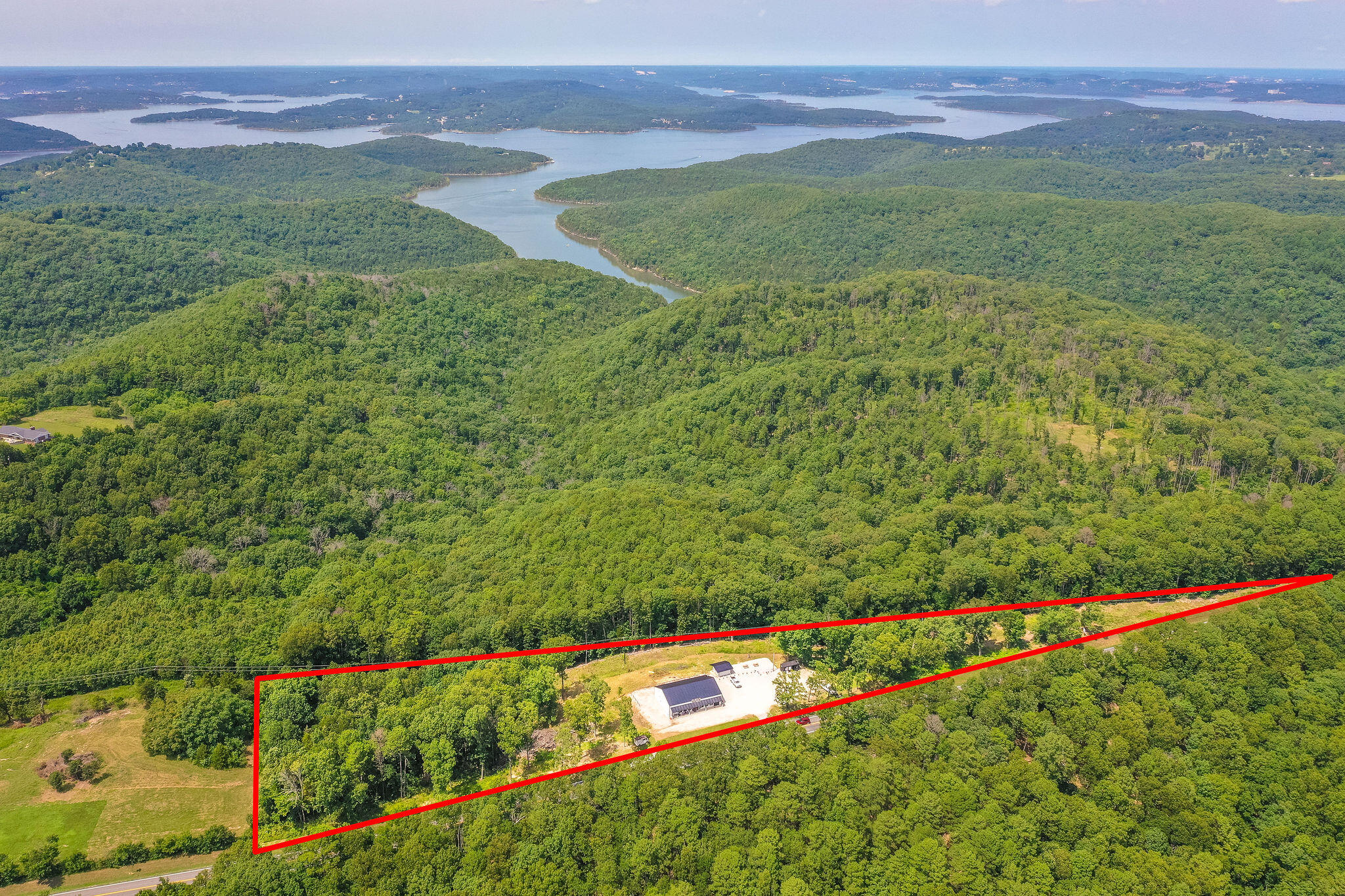 Photo 3 - Commercial Sale for sale – 9281  East State Hwy 86   Blue Eye, MO