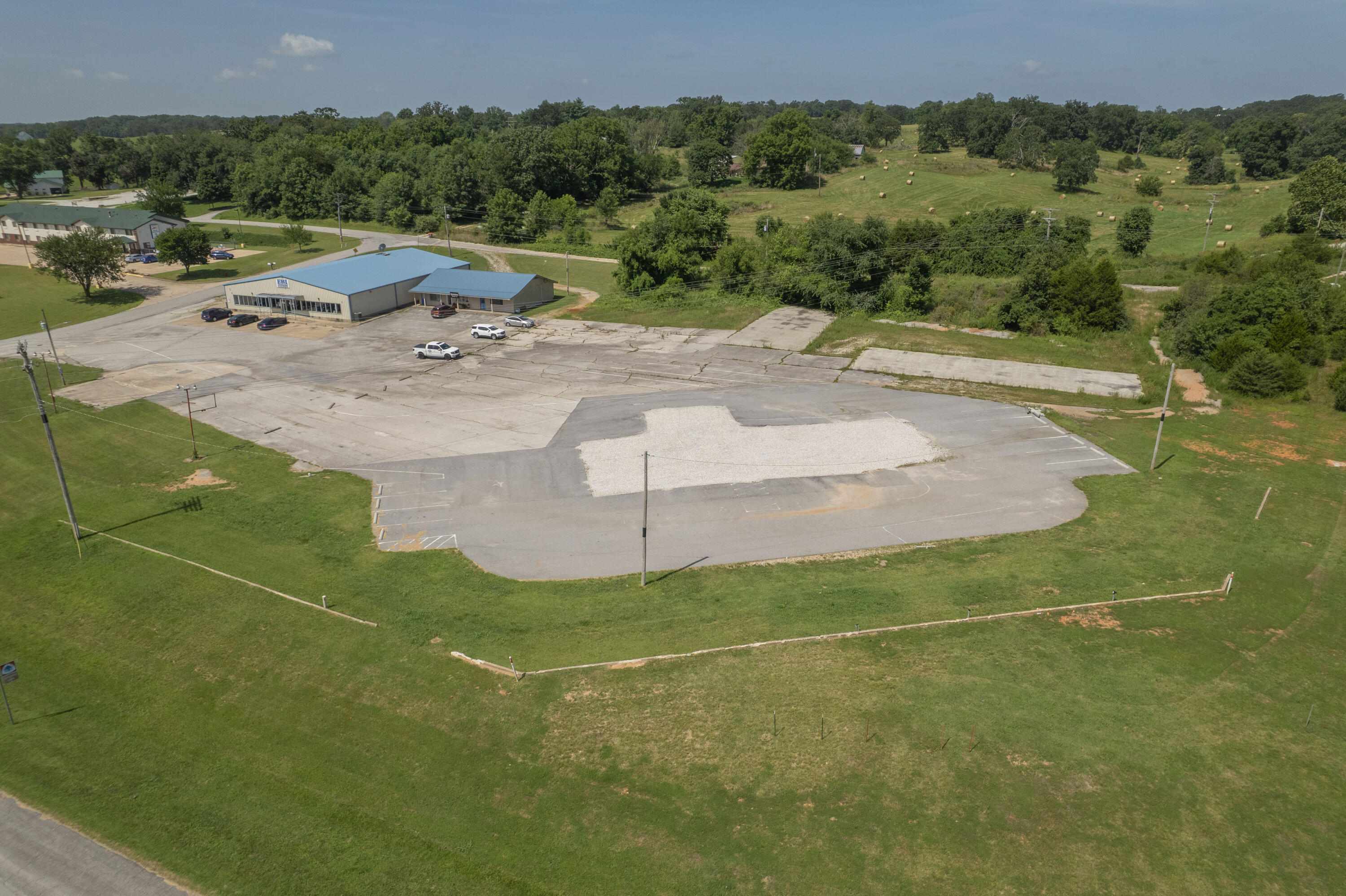 Photo 15 - Land for sale – 000 S Highway 37   Cassville, MO