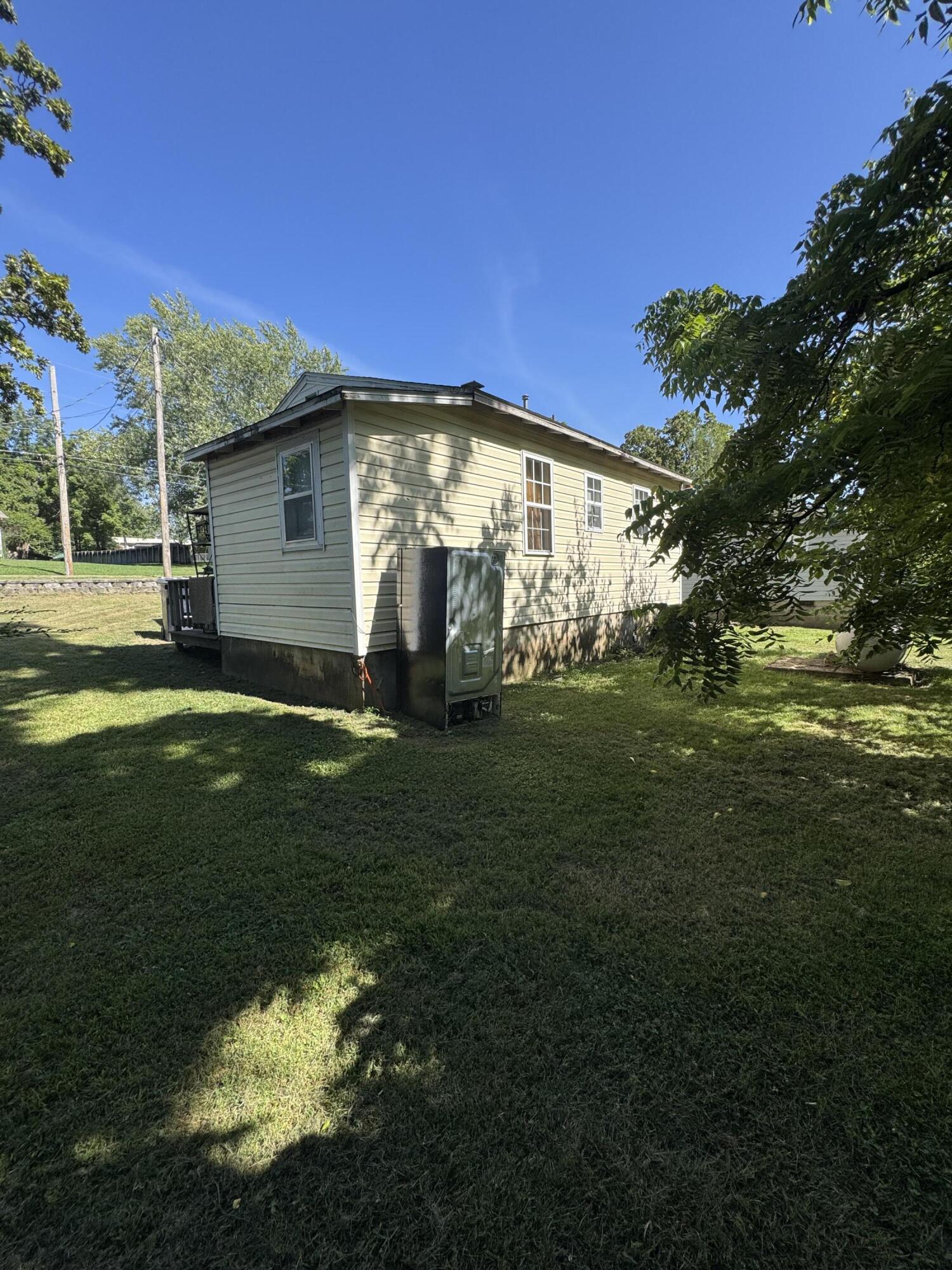 Photo 9 - Residential for sale – 1331 N Howell Avenue  West Plains, MO