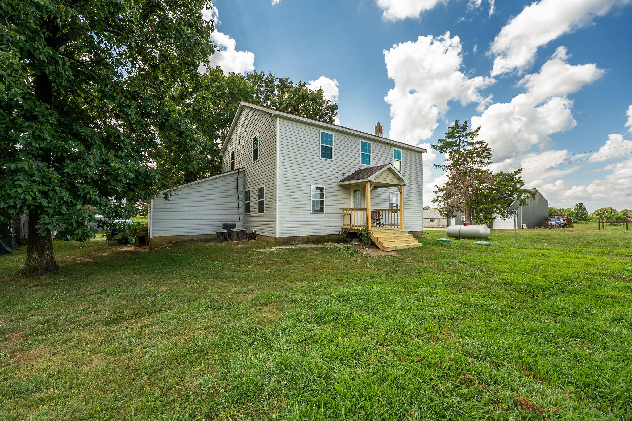 Photo 23 - Residential for sale – 1311 W Clinton Avenue  Seymour, MO