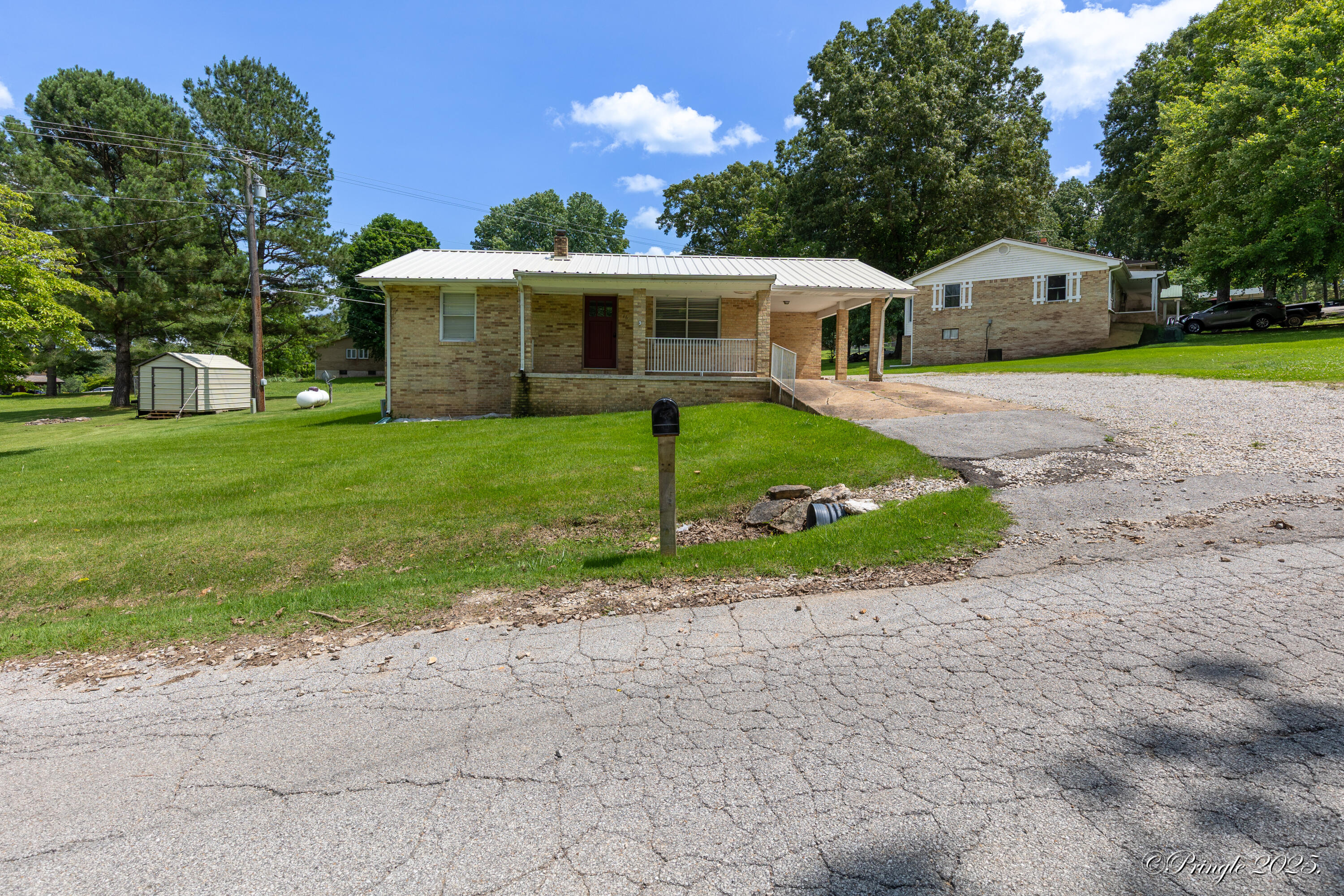 Photo 4 - Residential for sale – 46  Hillcrest   Mammoth Spring, AR