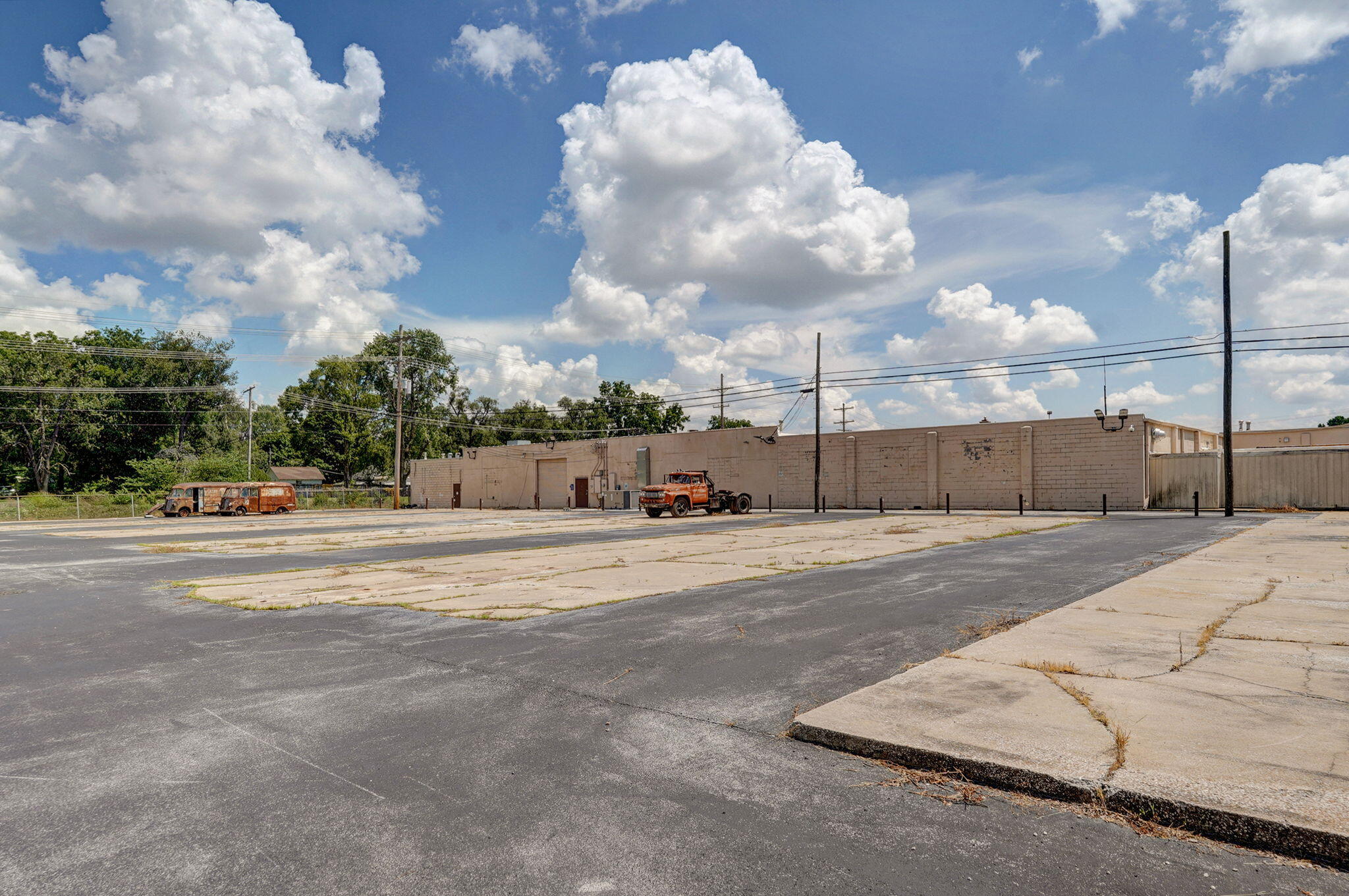 Photo 10 - Commercial Sale for sale – 1301 W Webster Street  Springfield, MO