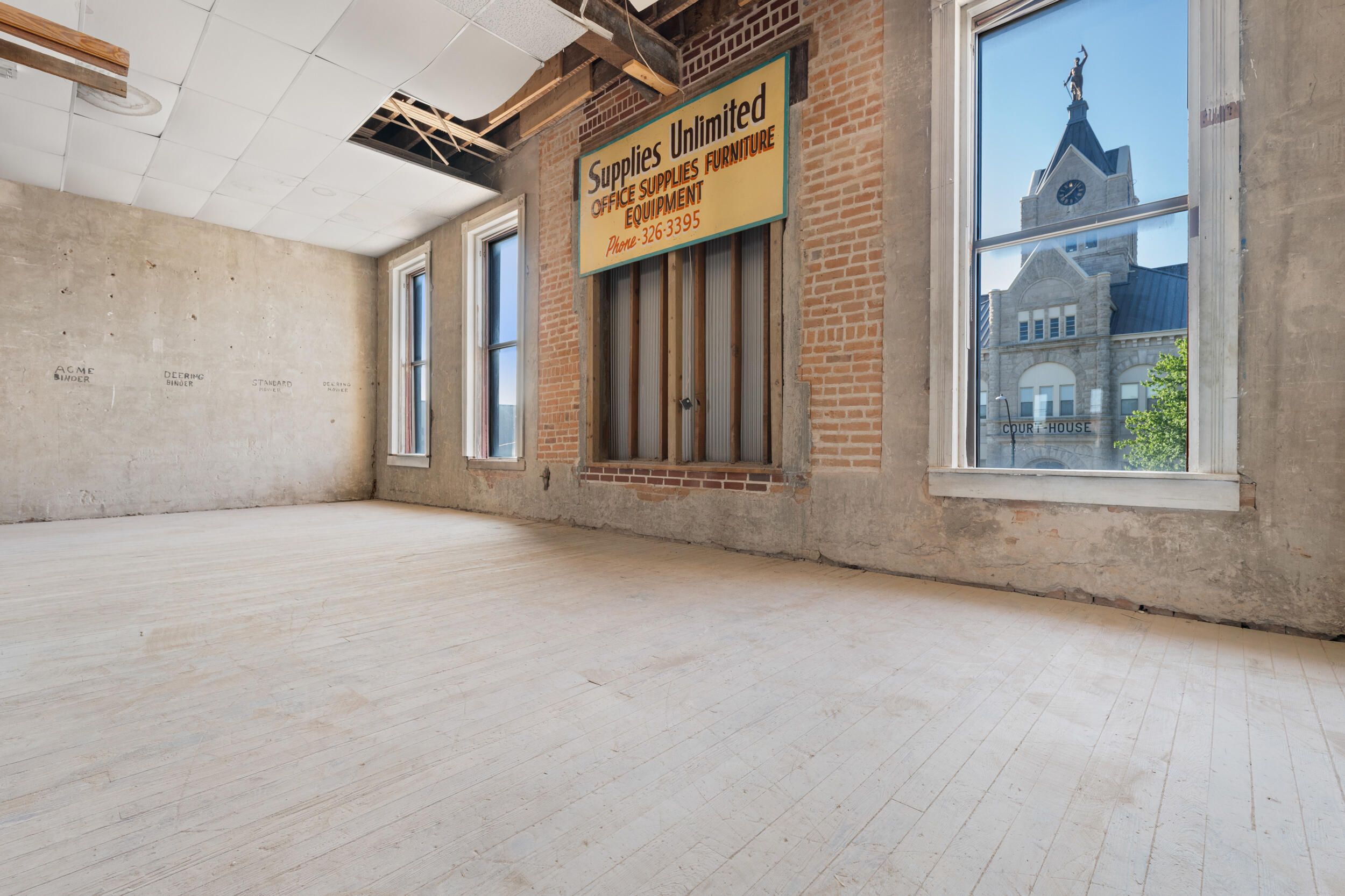 Photo 52 - Commercial Sale for sale – 107 E Broadway Street  Bolivar, MO
