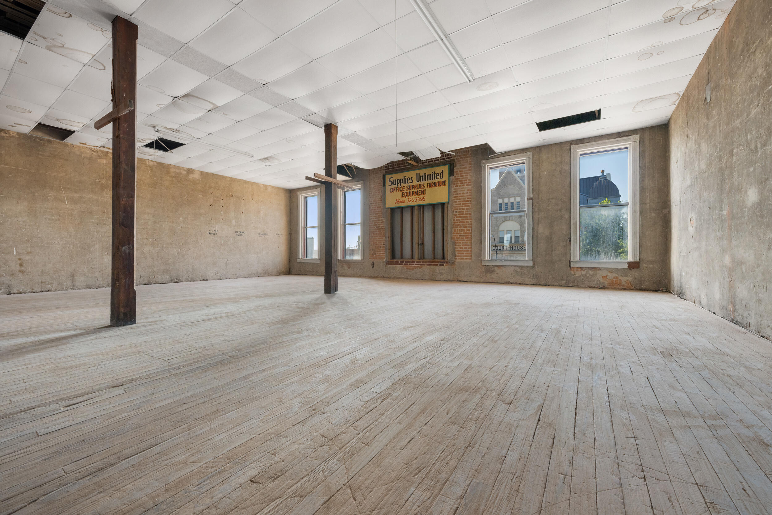 Photo 51 - Commercial Sale for sale – 107 E Broadway Street  Bolivar, MO