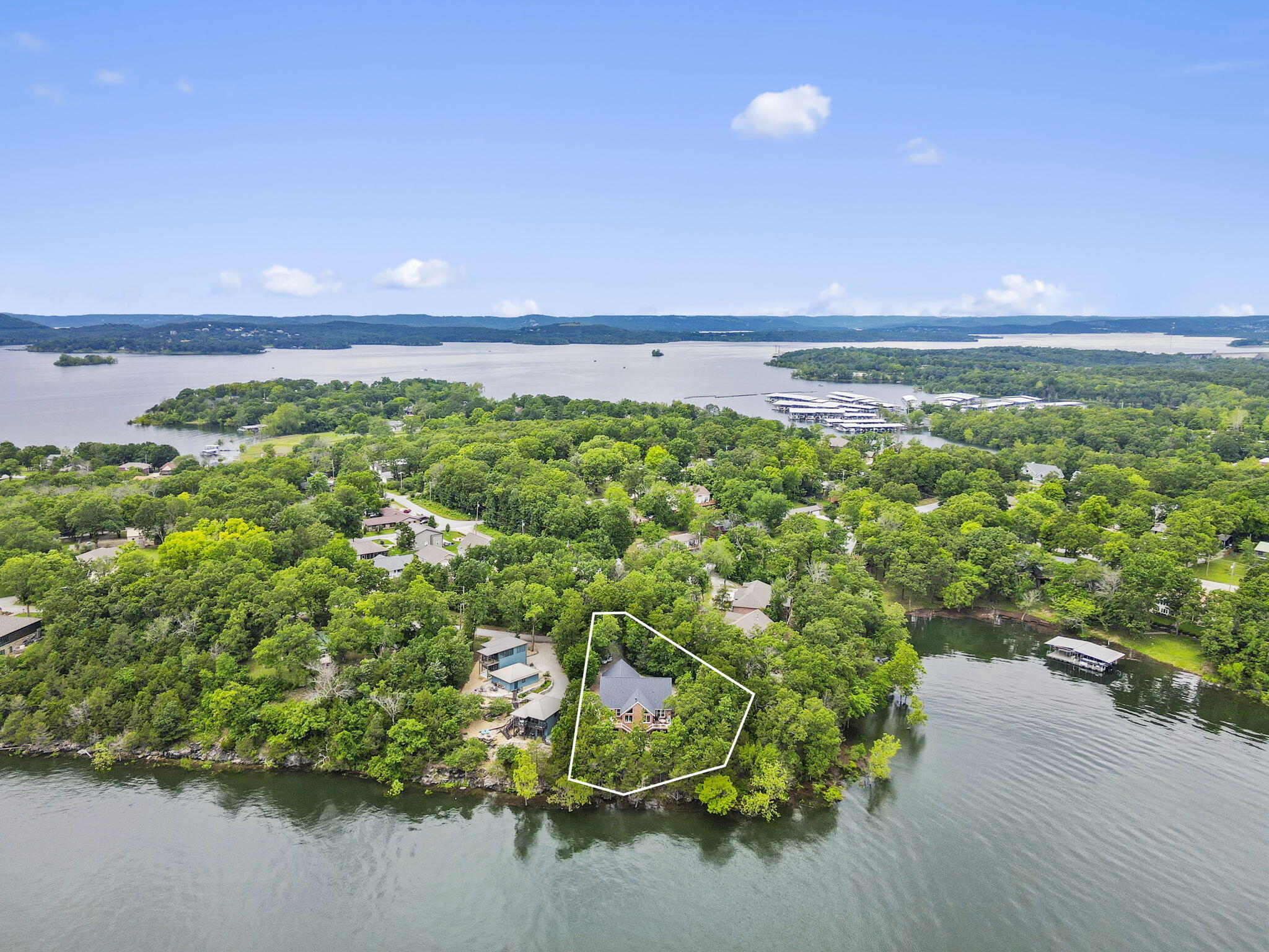 Photo 4 - Residential for sale – 317  Scenic Drive  Hollister, MO