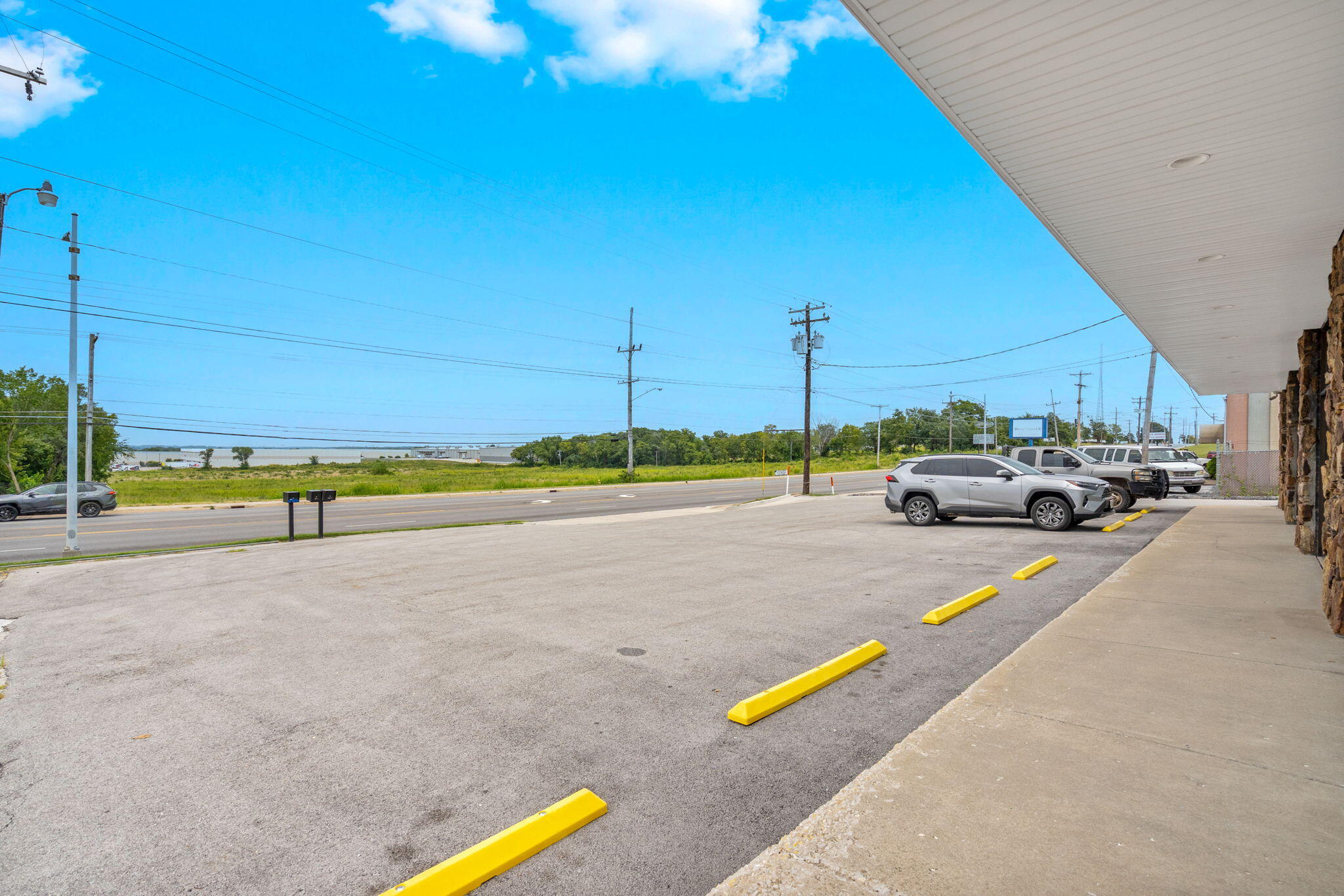 Photo 6 - Commercial Sale for sale – 2752 E Kearney Street  Springfield, MO