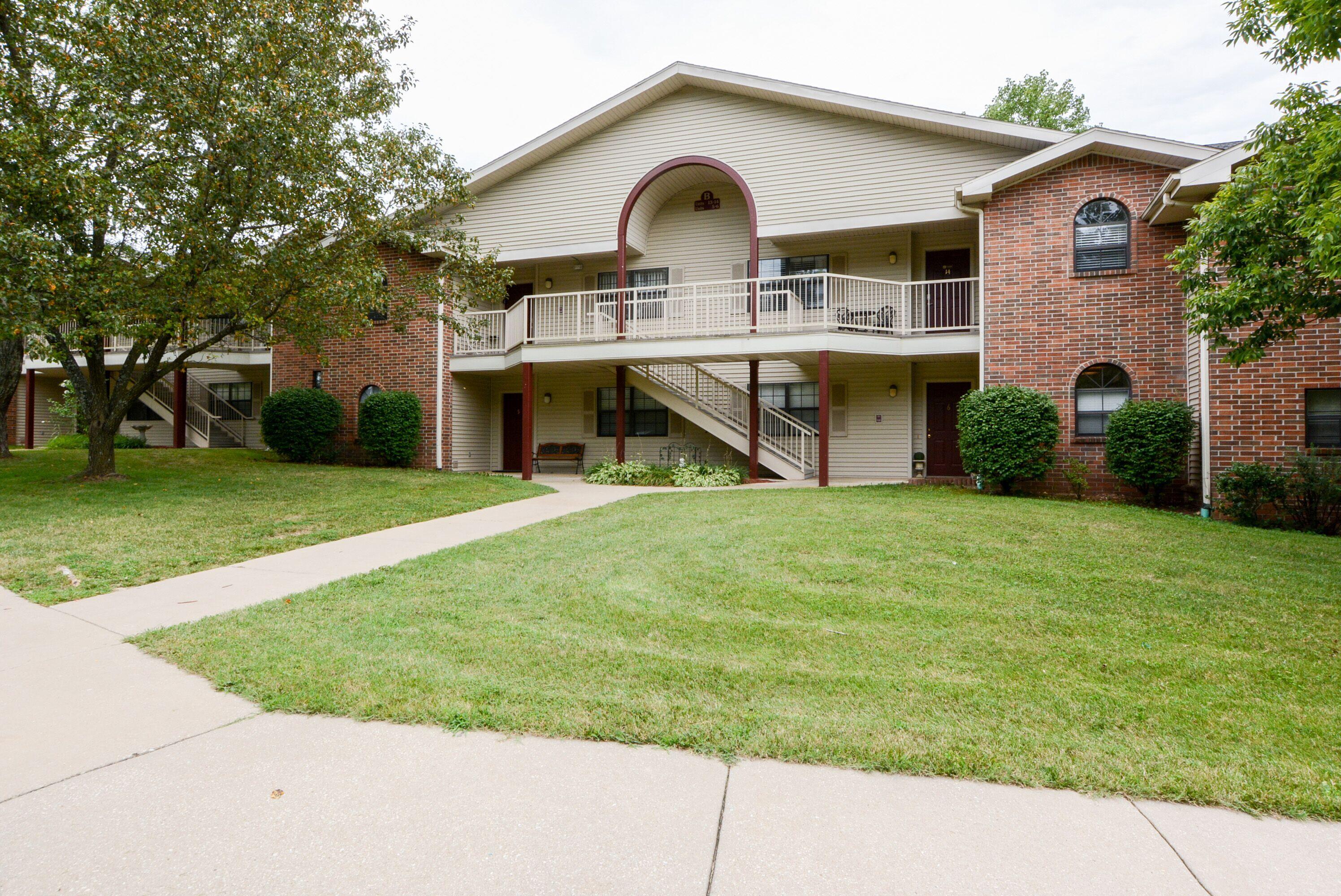 Photo 2 - Residential for sale – 350  Wildwood Drive  Branson, MO