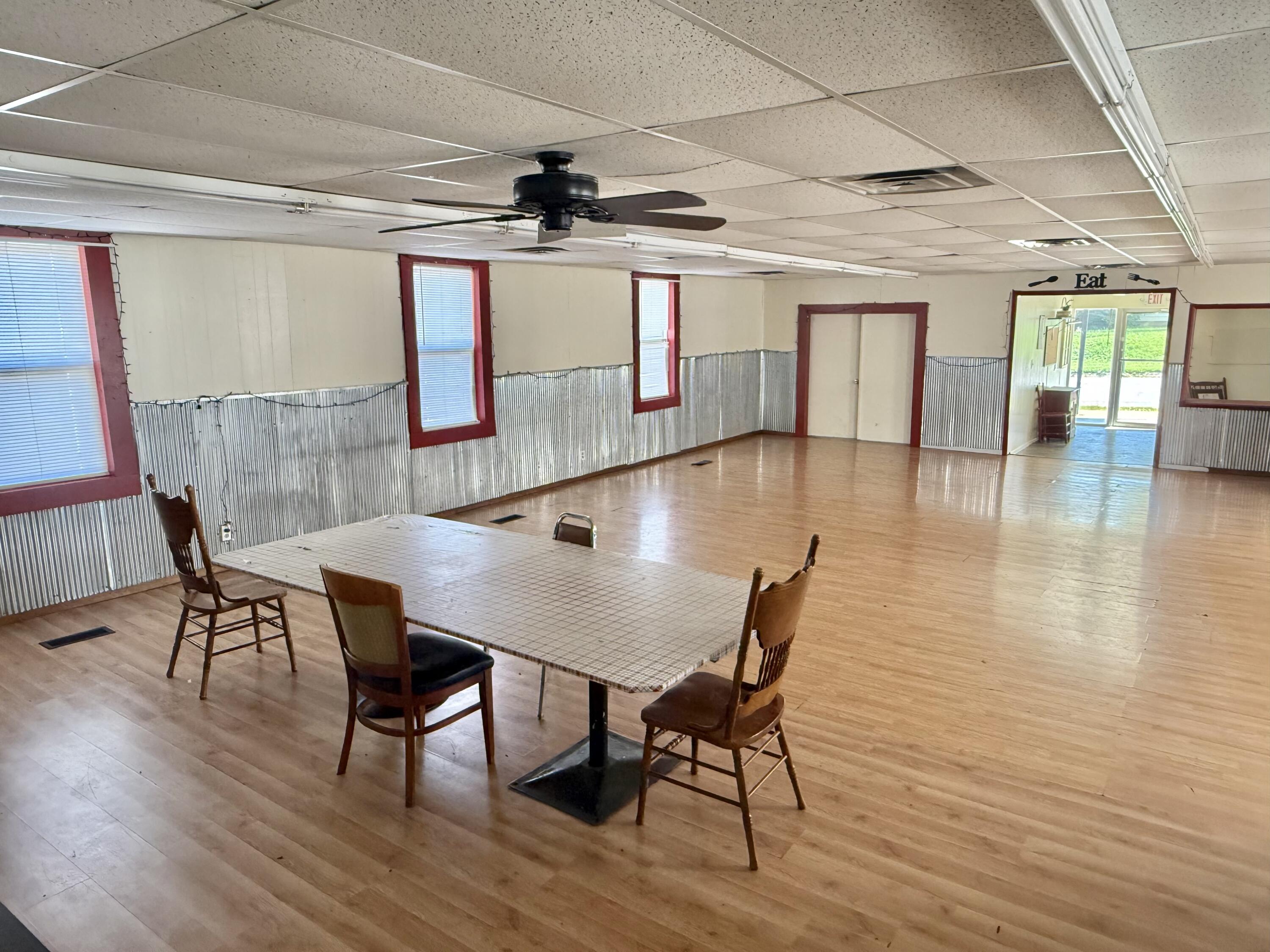 Photo 7 - Commercial Sale for sale – 127 E Rolla Street  Hartville, MO